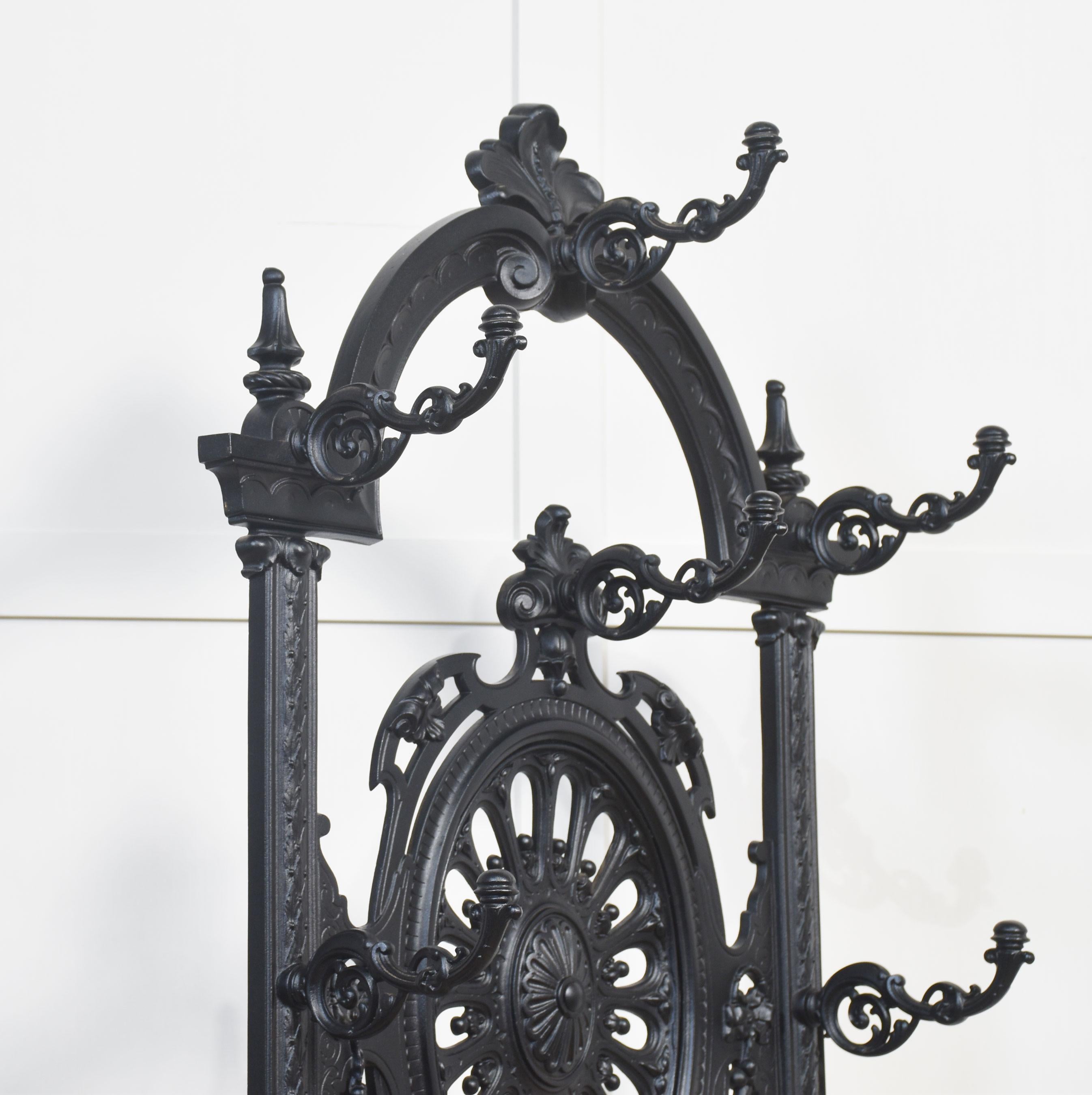 Stand en fonte de style Coalbrookdale en vente 4