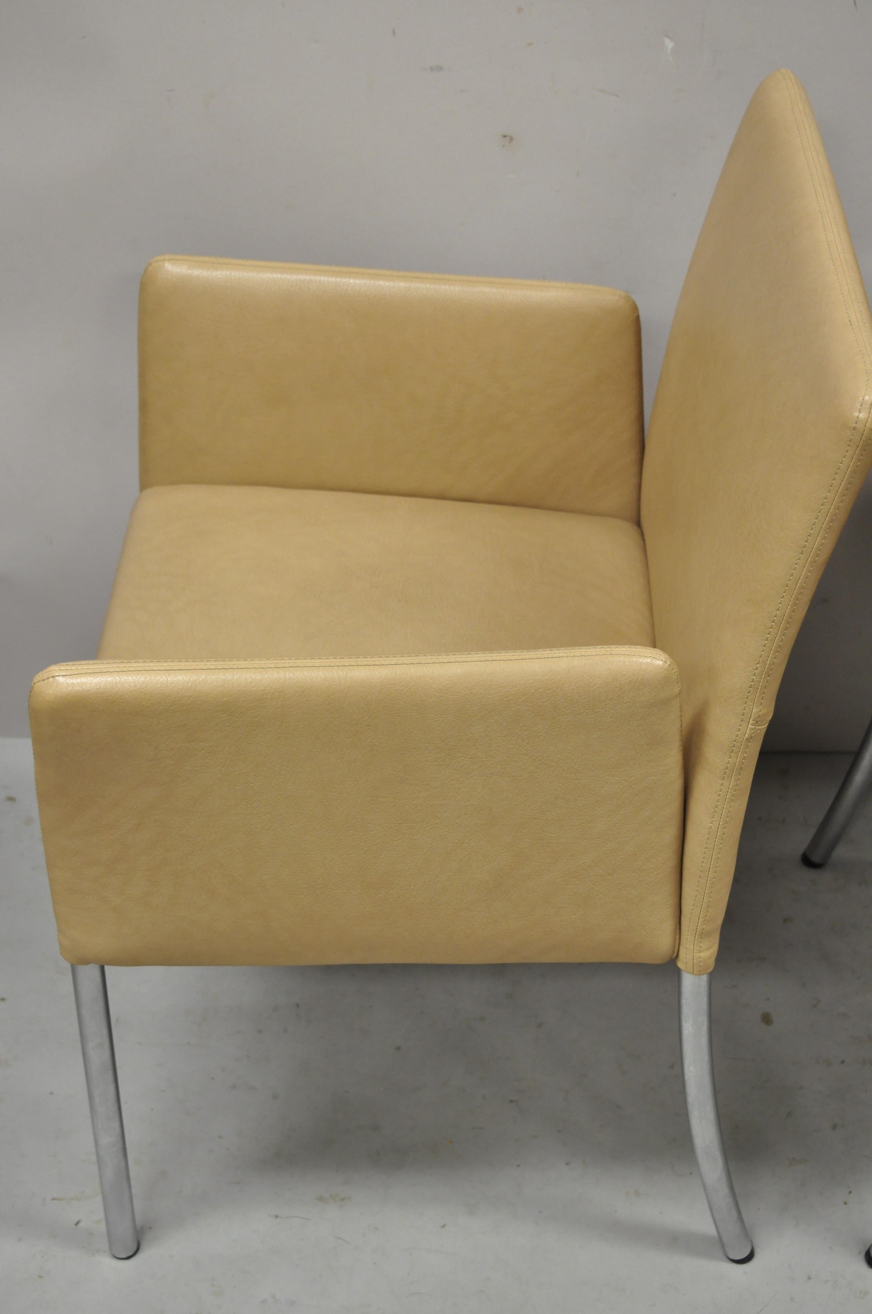 Coalesce Steelcase Beige Leather Model 1510 Switch Guest Arm Chair 'A', a Pair For Sale 3