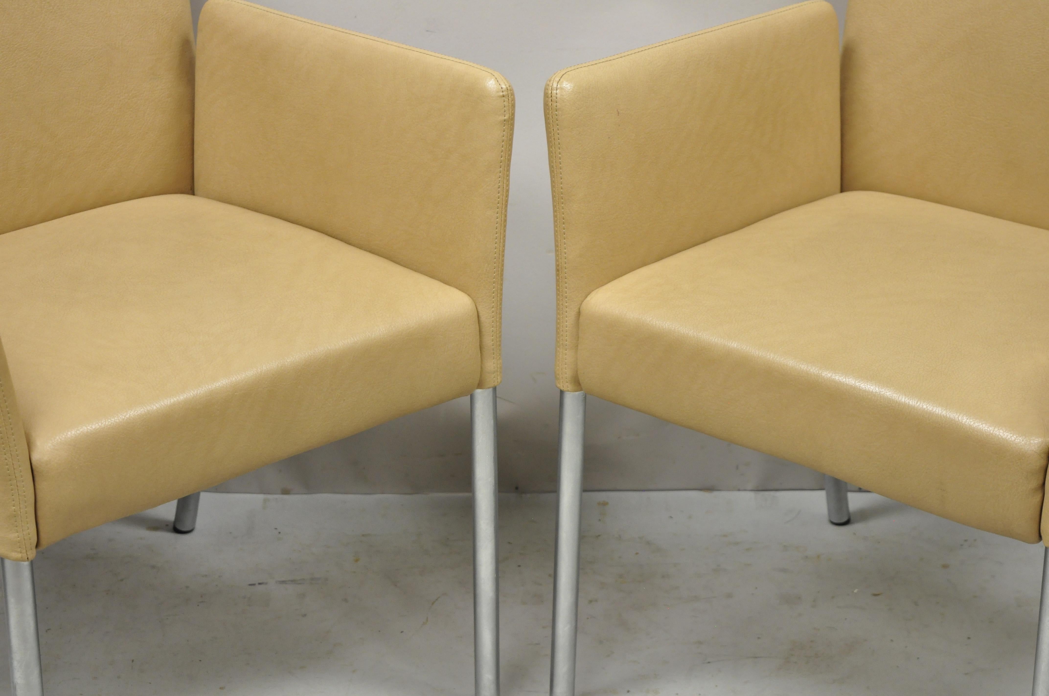 Contemporary Coalesce Steelcase Beige Leather Model 1510 Switch Guest Arm Chair 'A', a Pair For Sale