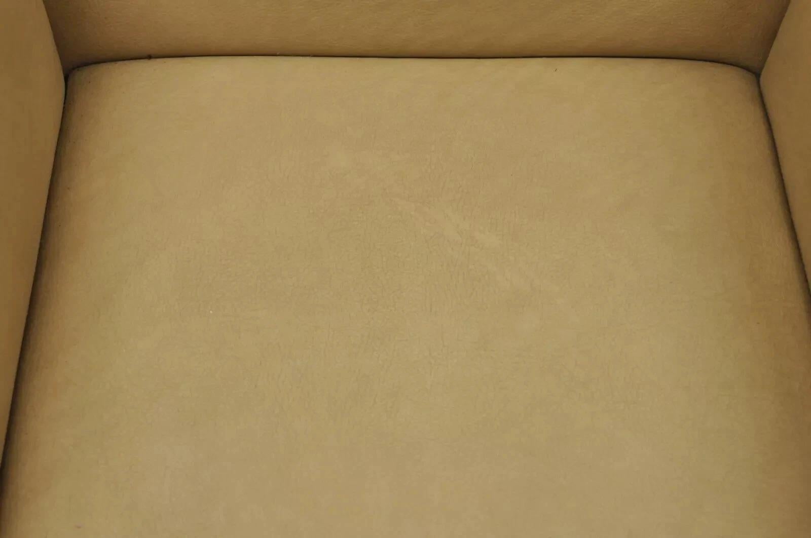 20ième siècle Paire de fauteuils d'invité Coalesce Steelcase en cuir beige Modèle 1510 Switch en vente