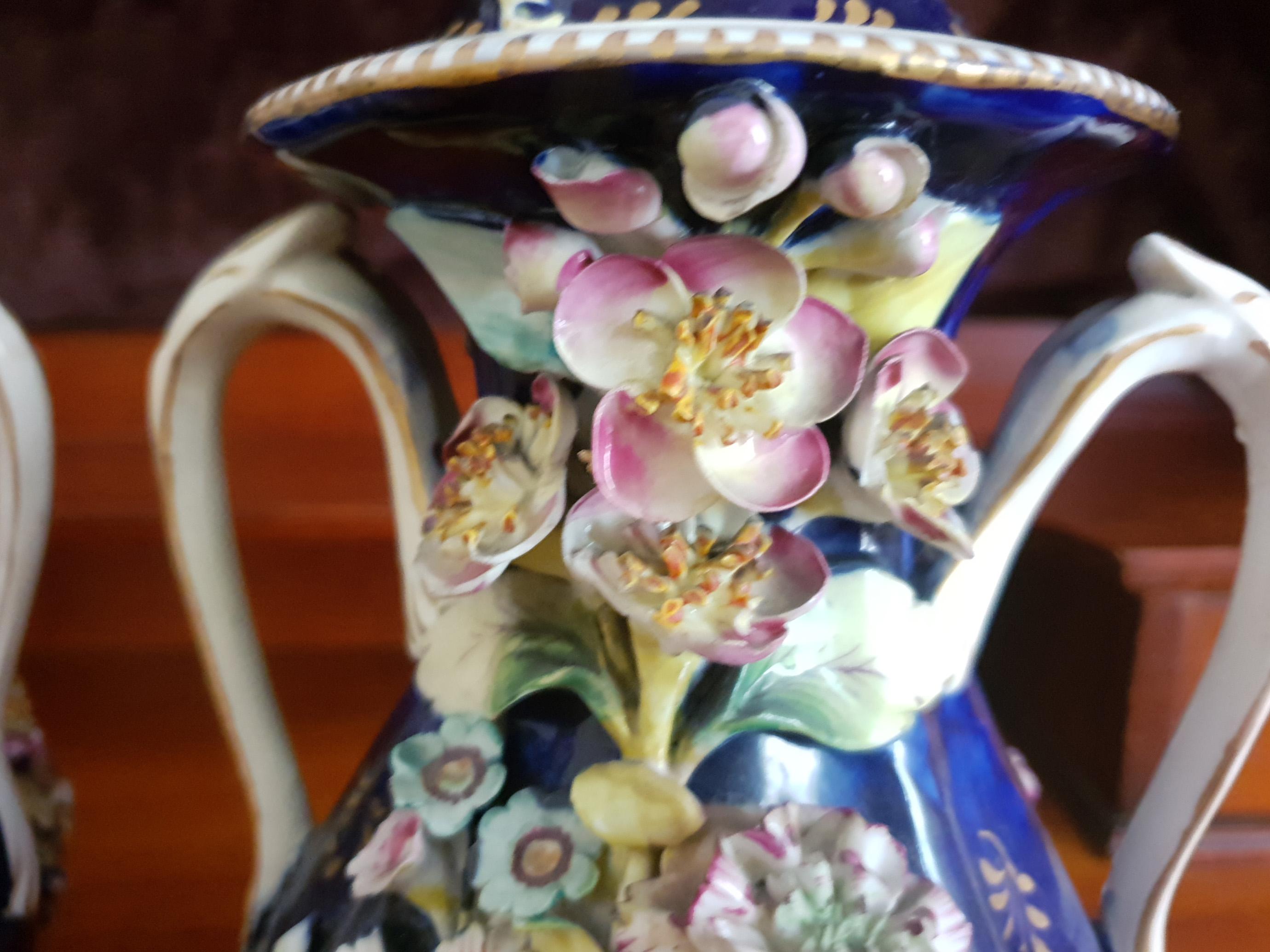 Coalport 19th Century Encrusted Coalbrookdale Blue Vases For Sale 4