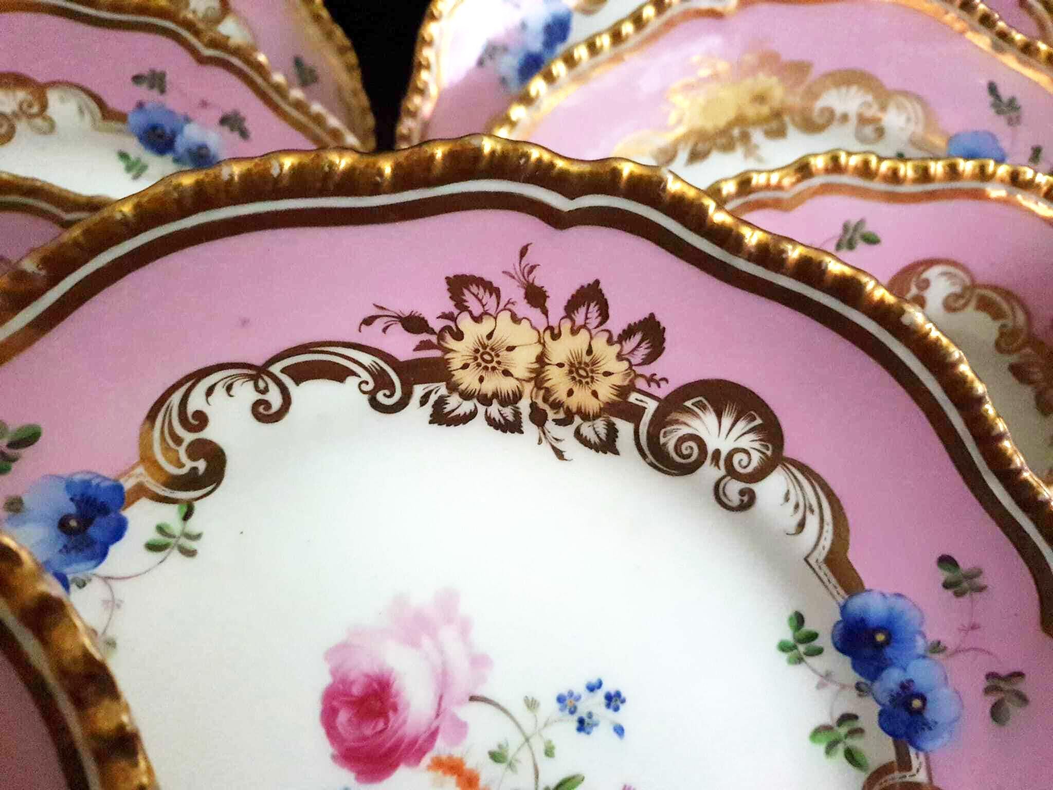 Coalport 19th Century Hand Painted Pink Dinner Plates For Sale 9