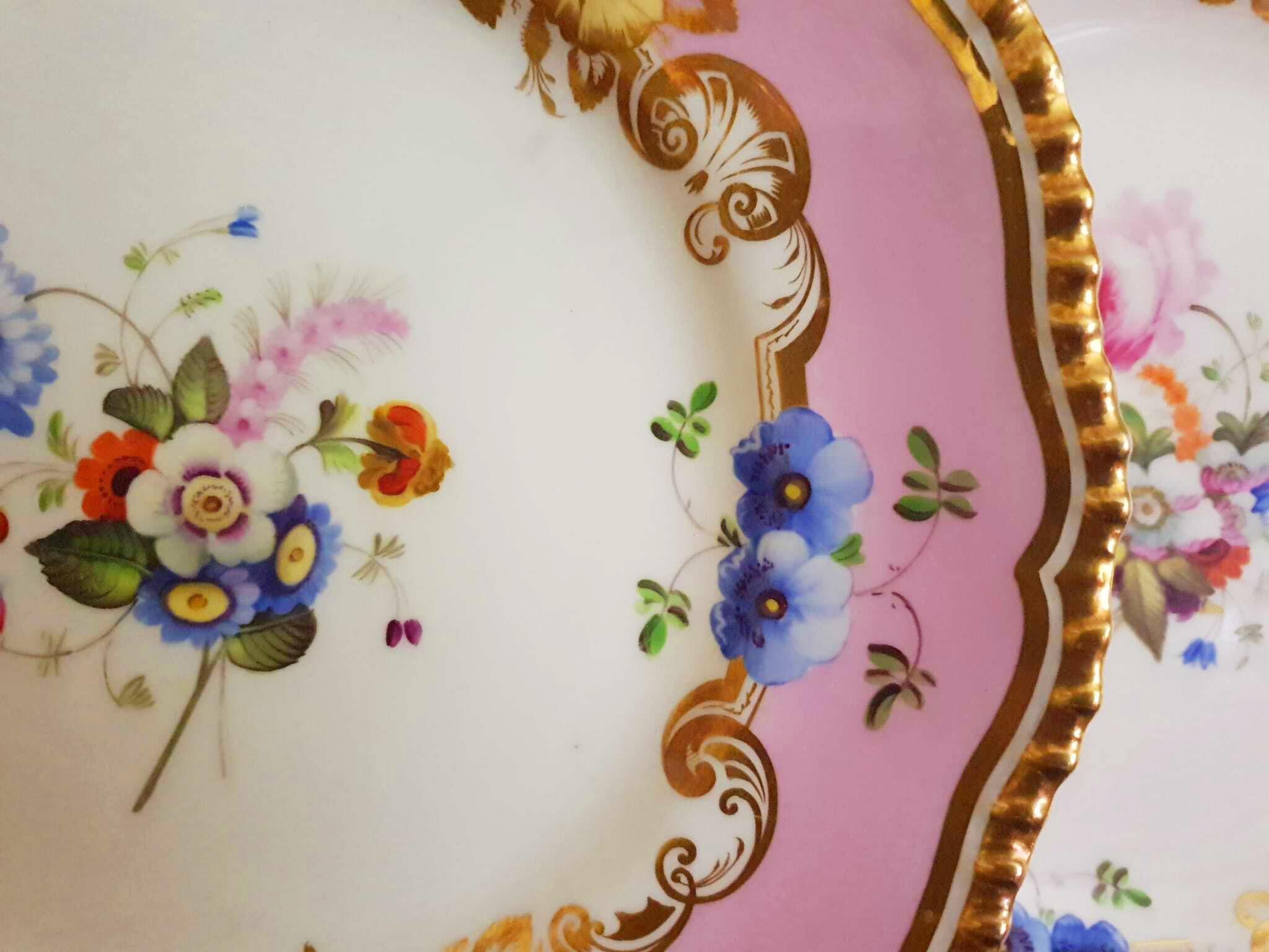 Hand-Painted Coalport 19th Century Hand Painted Pink Dinner Plates For Sale