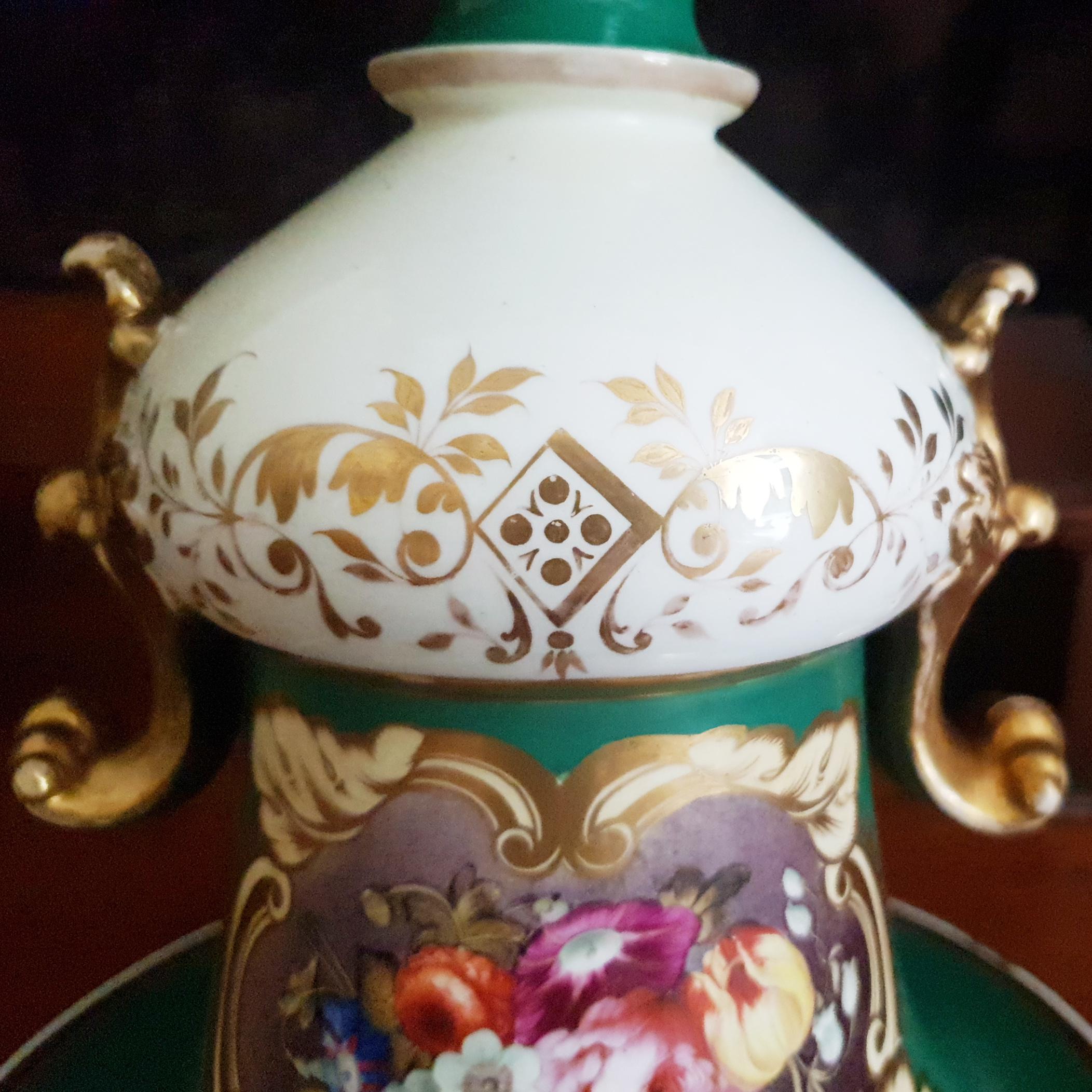 Coalport 19th Century Large Hand Painted Campana Vase Jardiniere For Sale 1