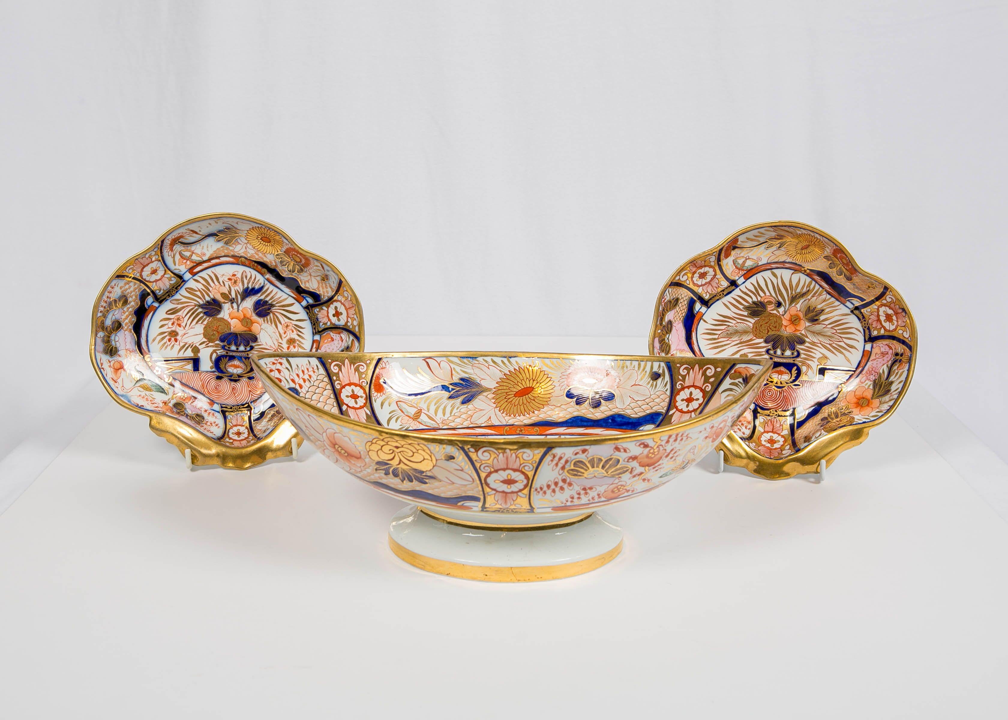 Regency Coalport Admiral Nelson Shell Shaped Dishes, England, circa 1810
