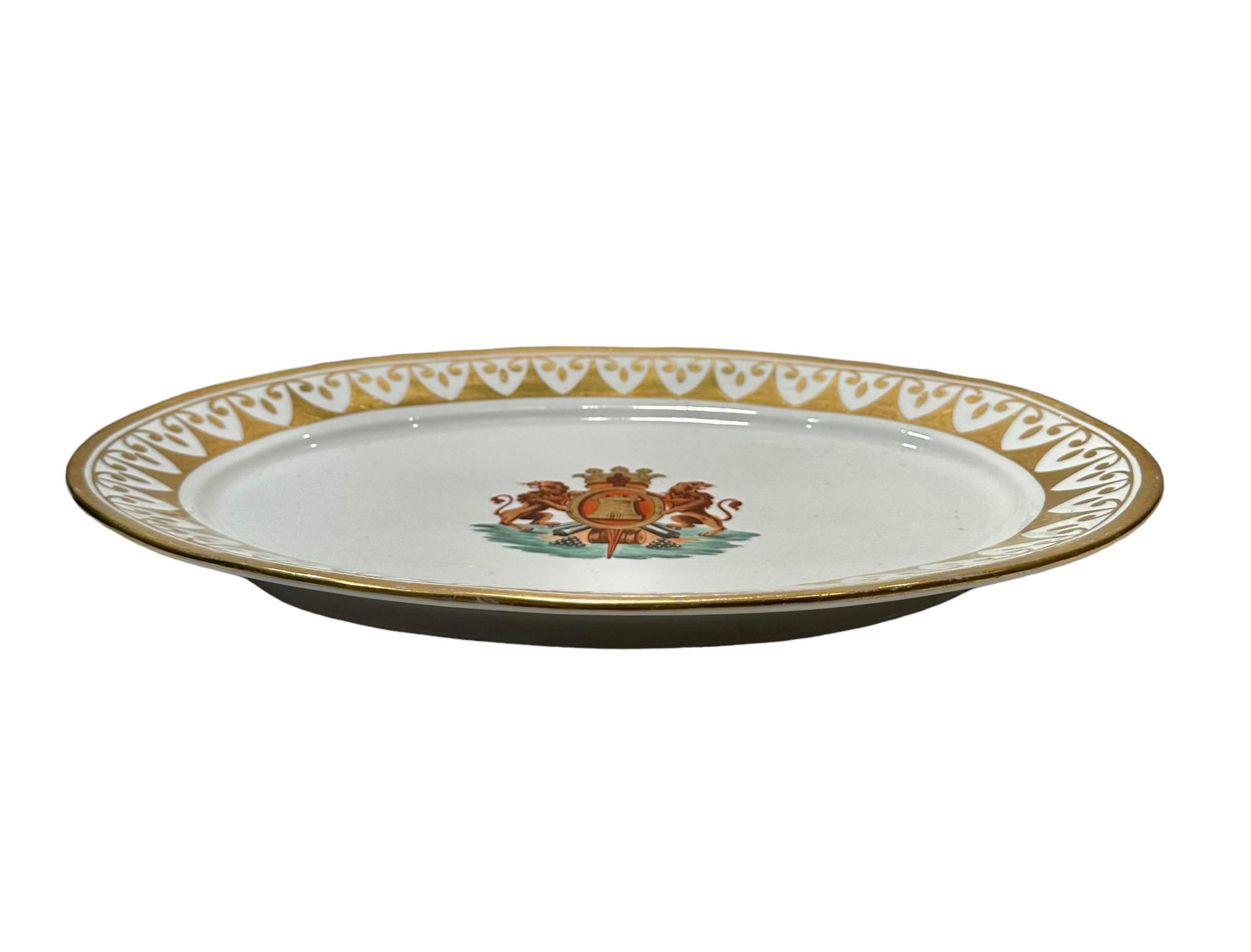 Coalport-Wappenplatte im Zustand „Gut“ im Angebot in Tampa, FL