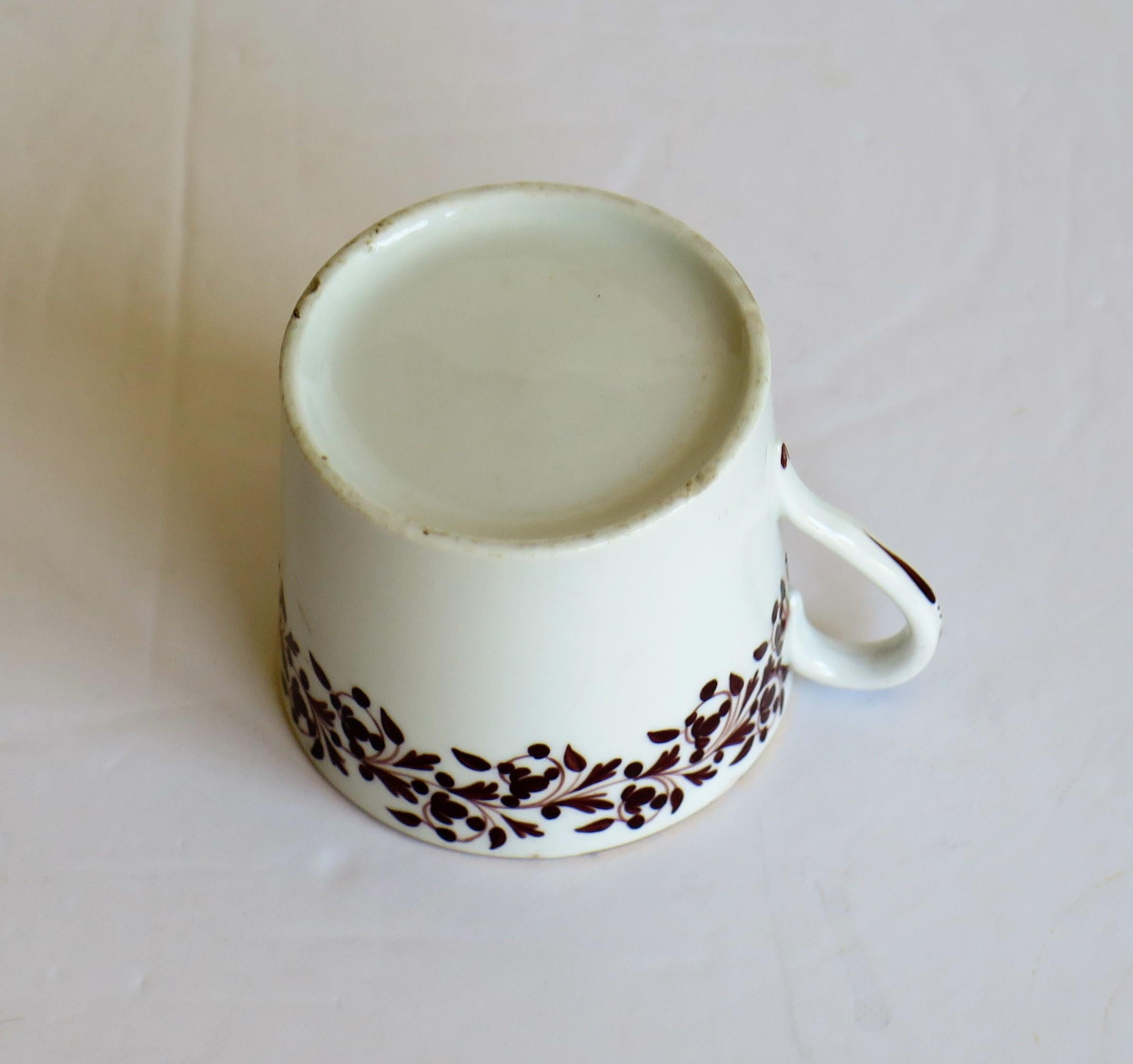 Coalport Coffee Can Porcelain Hand Painted Trailing Vine Pattern, circa 1810 10