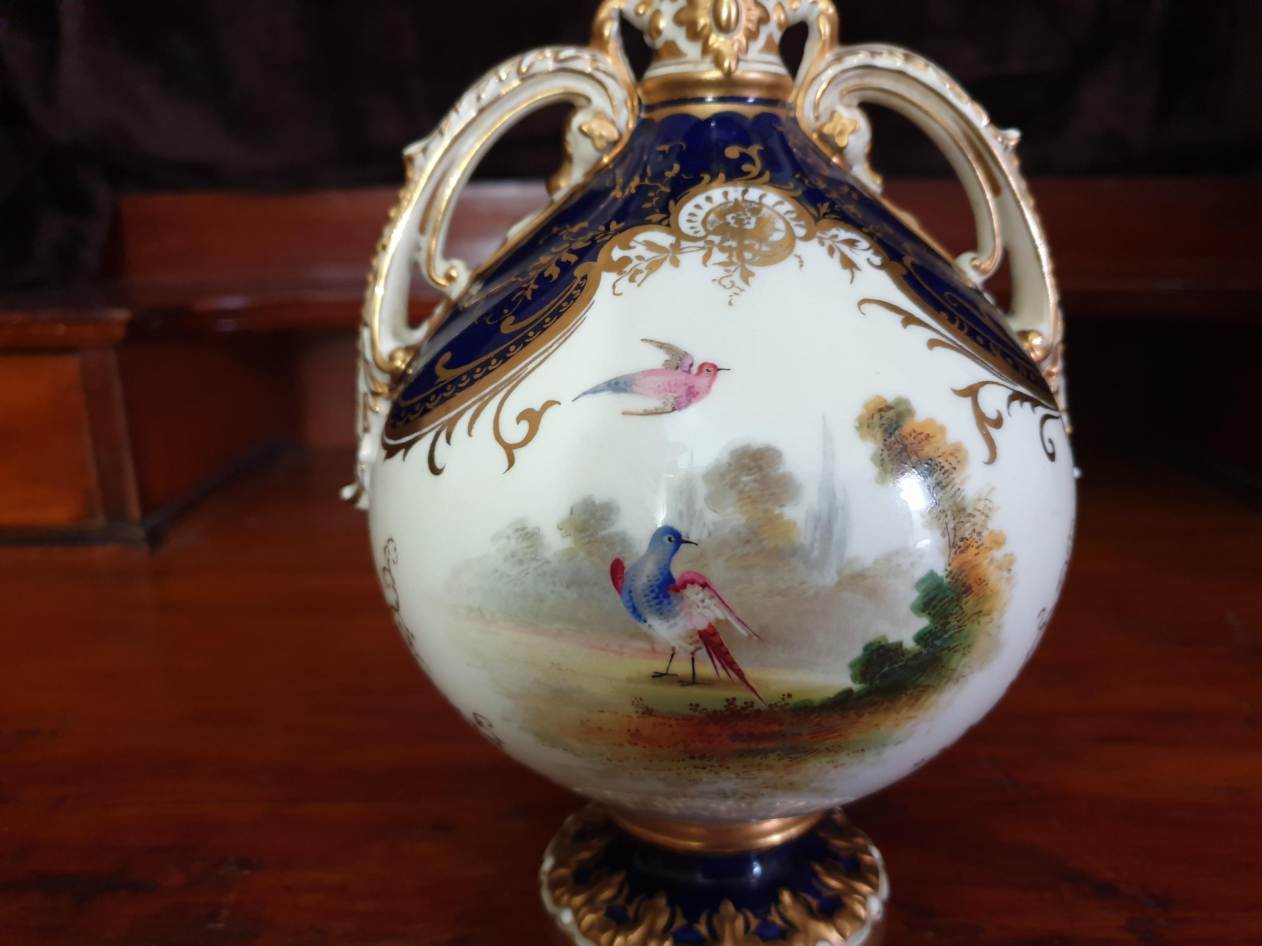 Hand-Painted Coalport 19th Century Hand Painted Bird Vase with Raised Gilding For Sale