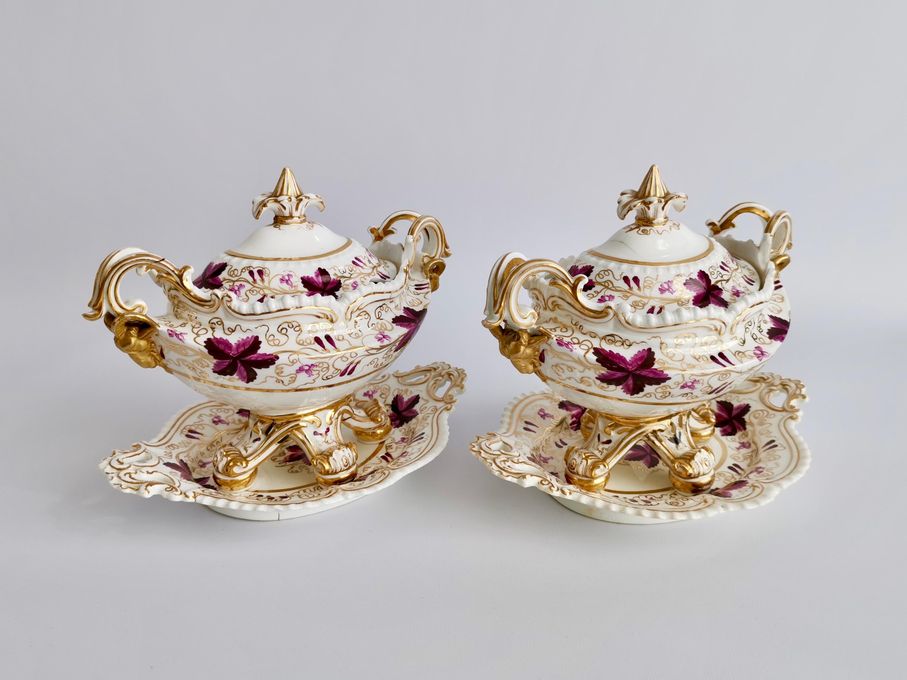 Coalport Porcelain Dessert Service, Purple Vines, Rams Heads, Regency, ca 1820 In Good Condition In London, GB
