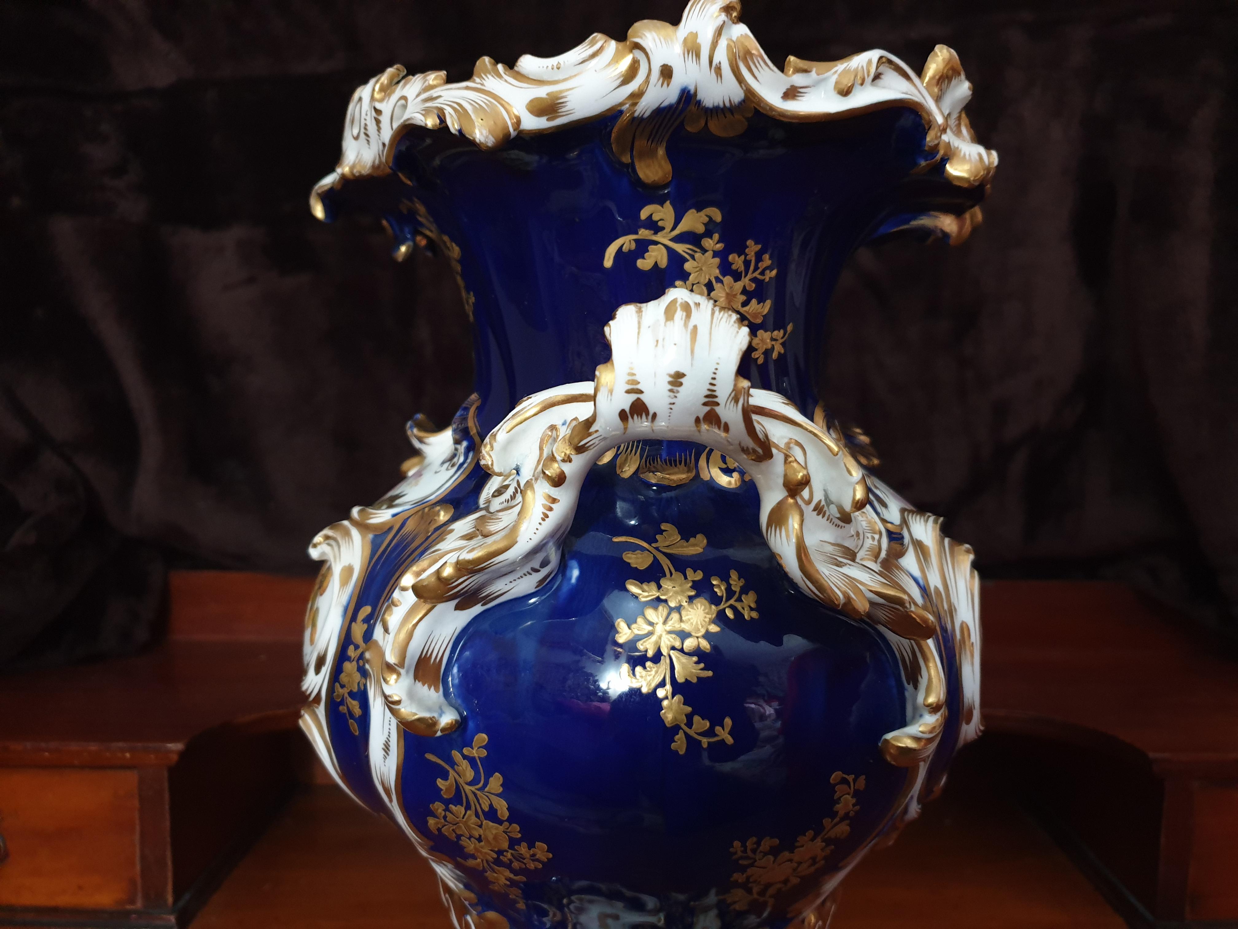 Coalport Cobalt Blue Hand Painted Exhibition Centre Piece Vase 19th Century 7