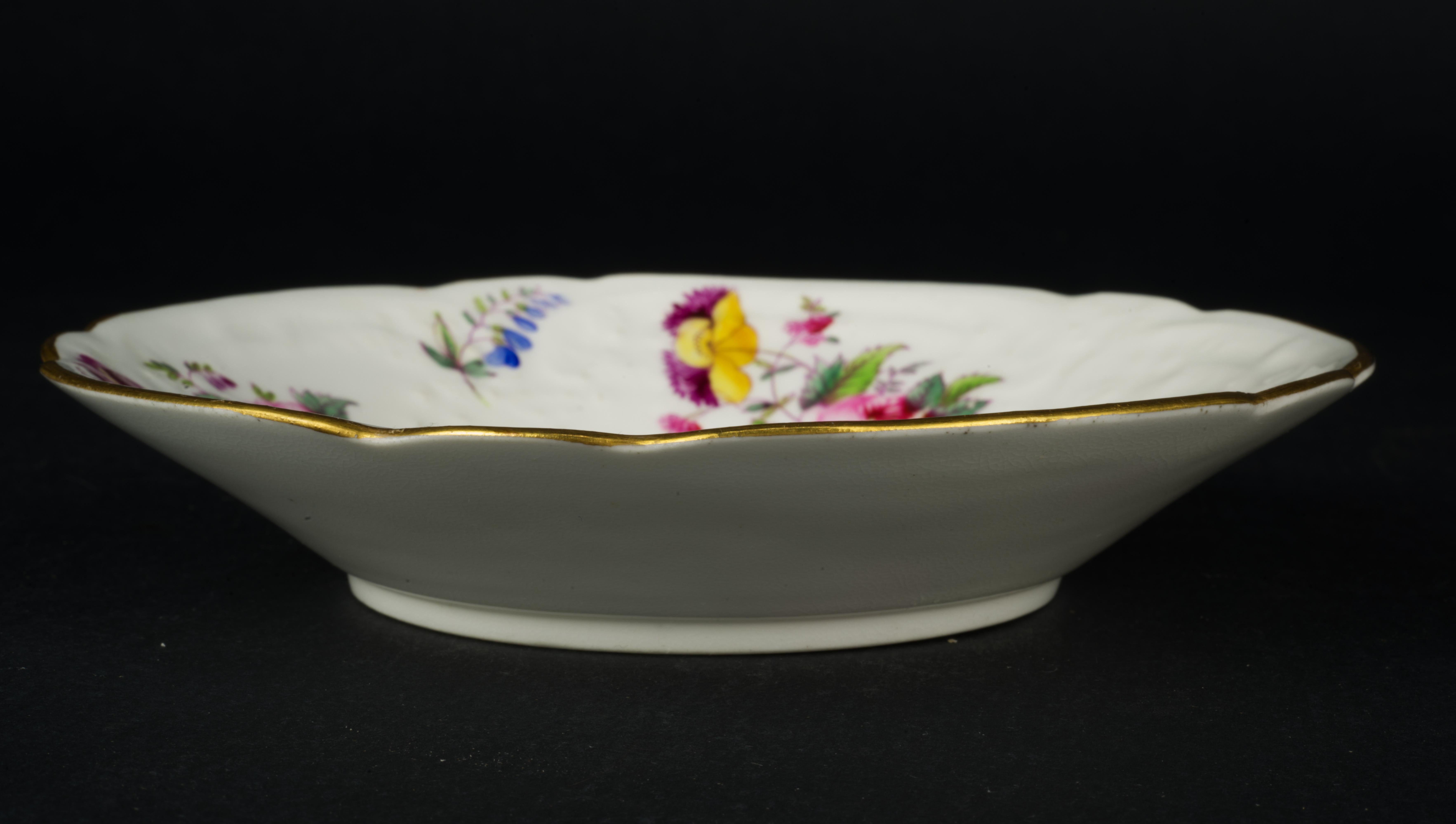Tasse et soucoupe peintes à la main Coalport pour Davis Collamore NY, Angleterre 1881-1890 en vente 9