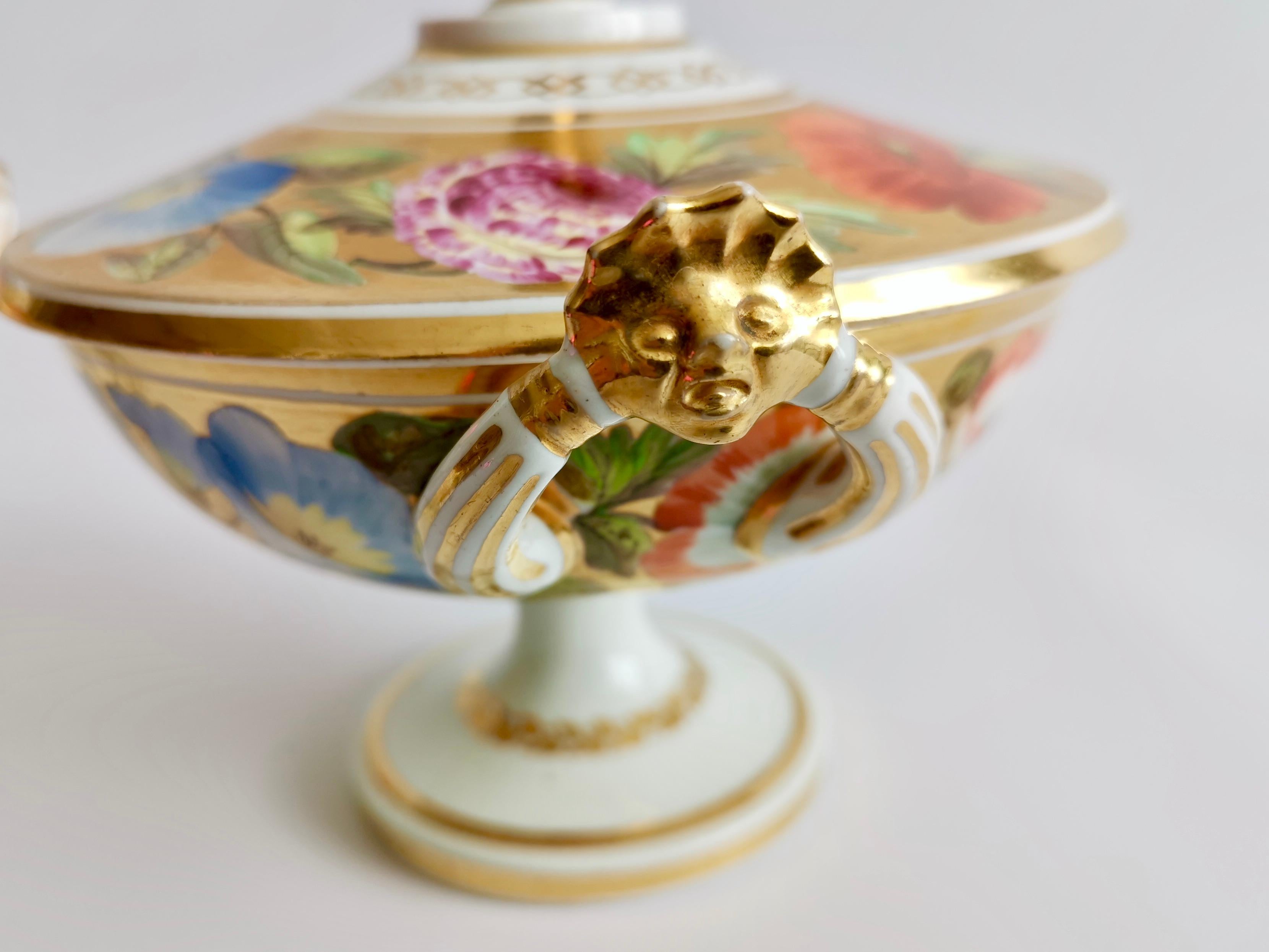 Coalport Pair of Floral Gilded Sauce Tureens, Marquess of Anglesey, circa 1820 For Sale 9