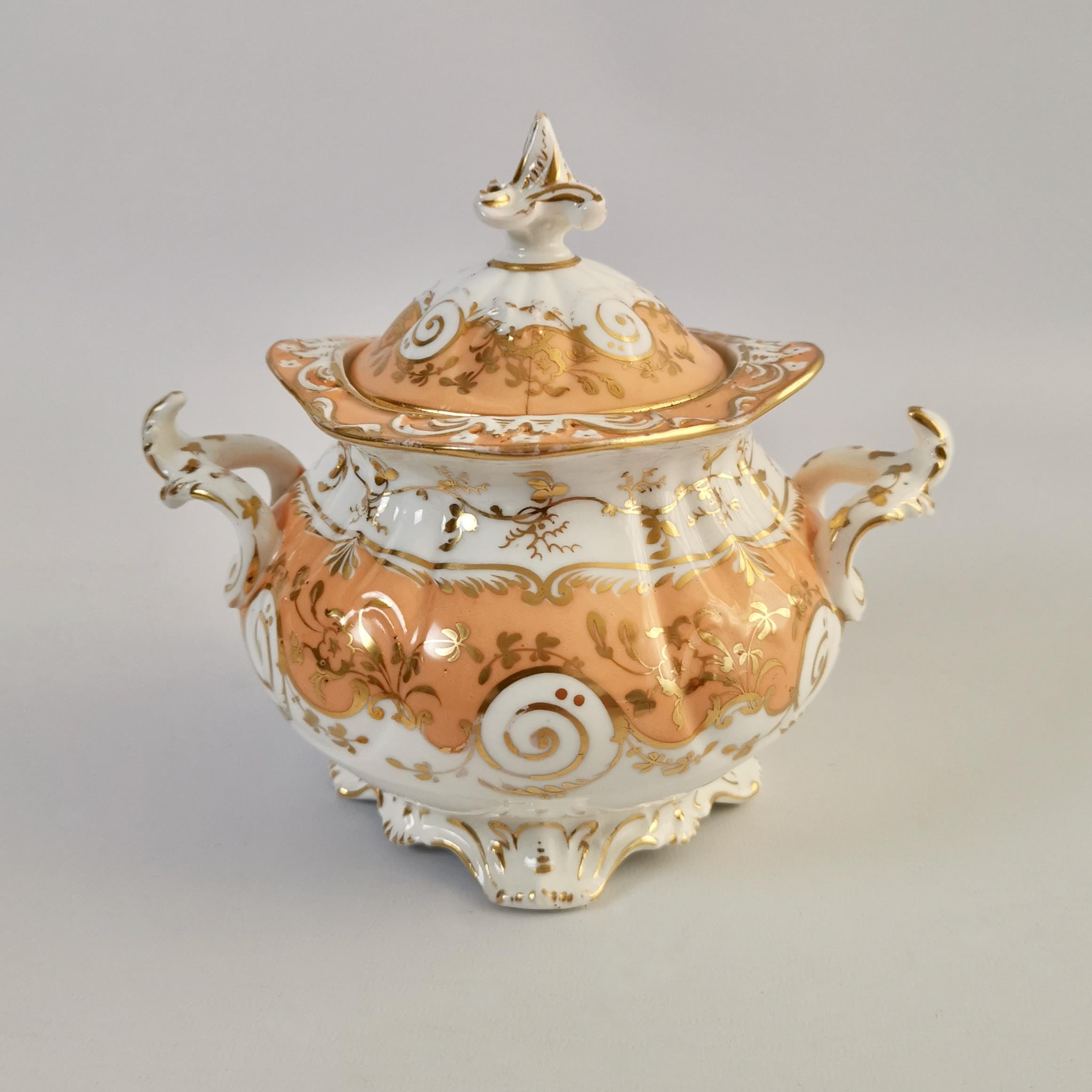 Hand-Painted Coalport Porcelain Sucrier, Apricot and Gilt, Rococo Revival, circa 1835