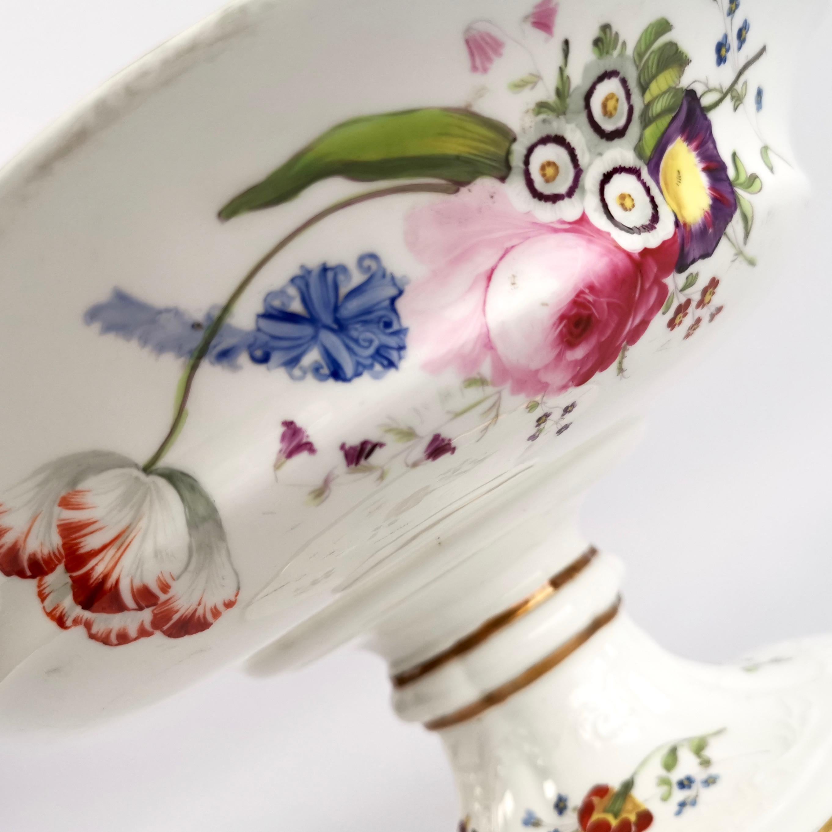 Coalport Porcelain Tazza, Blind-Moulded White, Swansea Flowers, Regency ca 1820 In Good Condition In London, GB