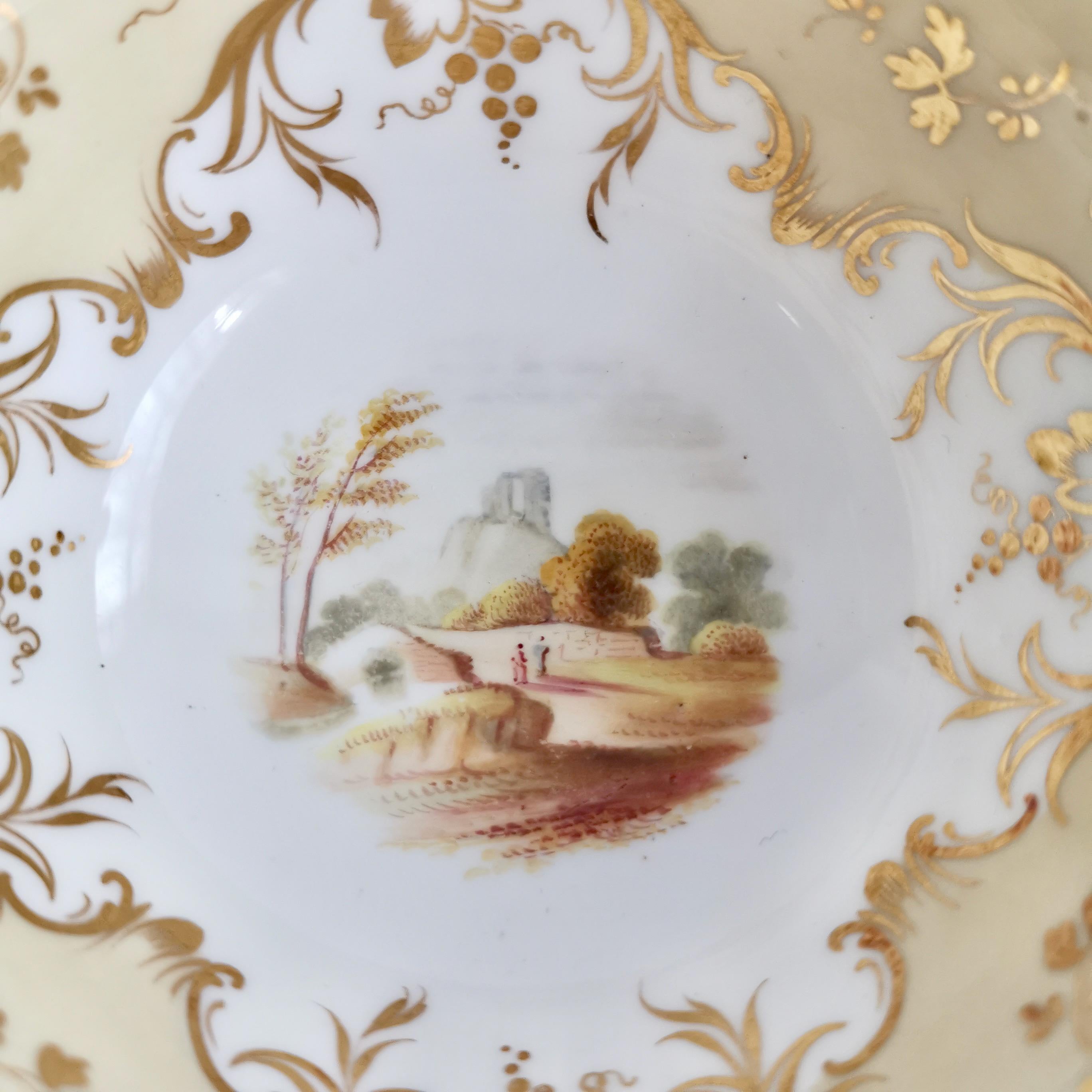 Coalport Porcelain Teacup, Beige with Landscapes, Rococo Revival, ca 1840 In Good Condition For Sale In London, GB