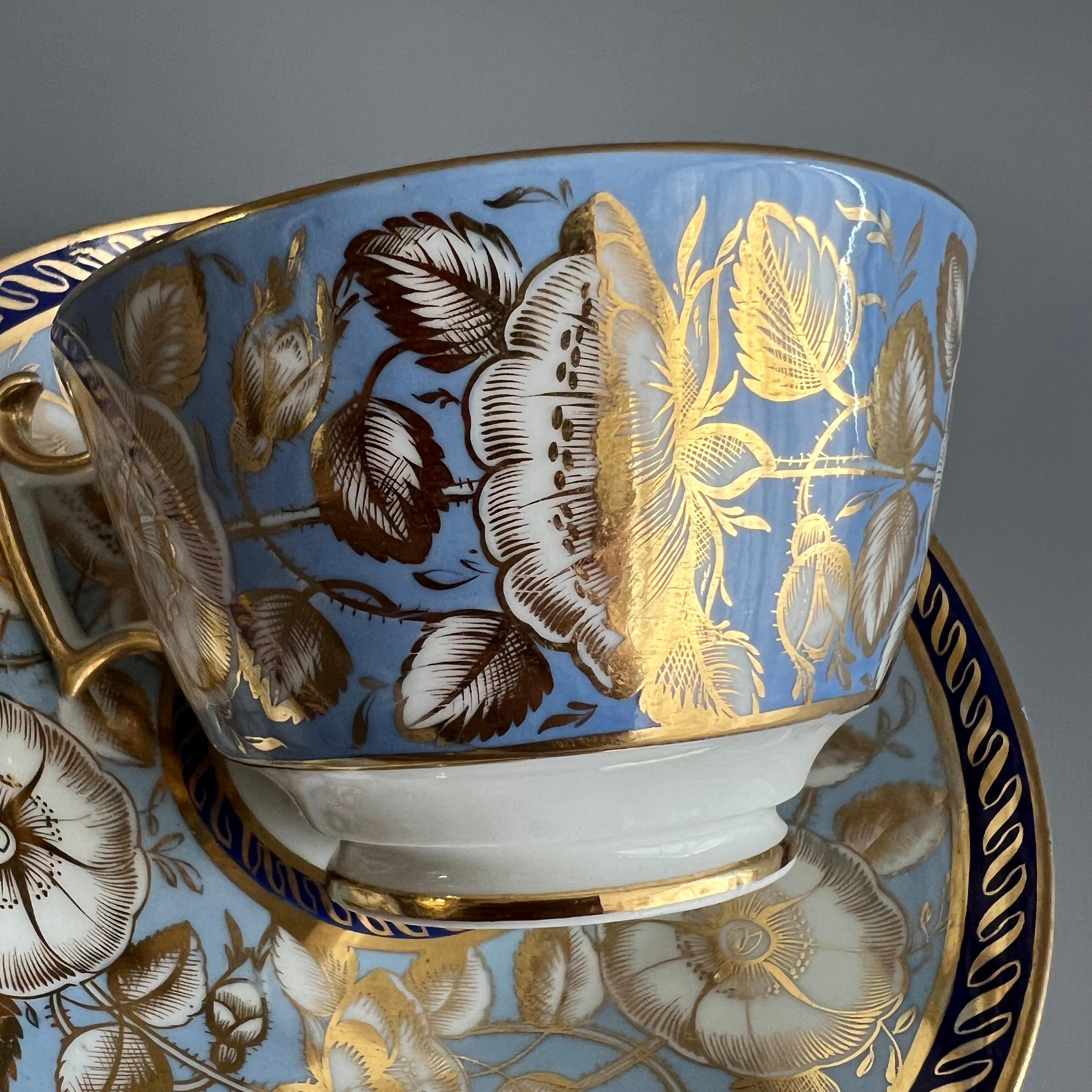 Coalport Porcelain Teacup, Periwinkle Lilac, Gilt Wild Roses, Regency, Ca 1815 3