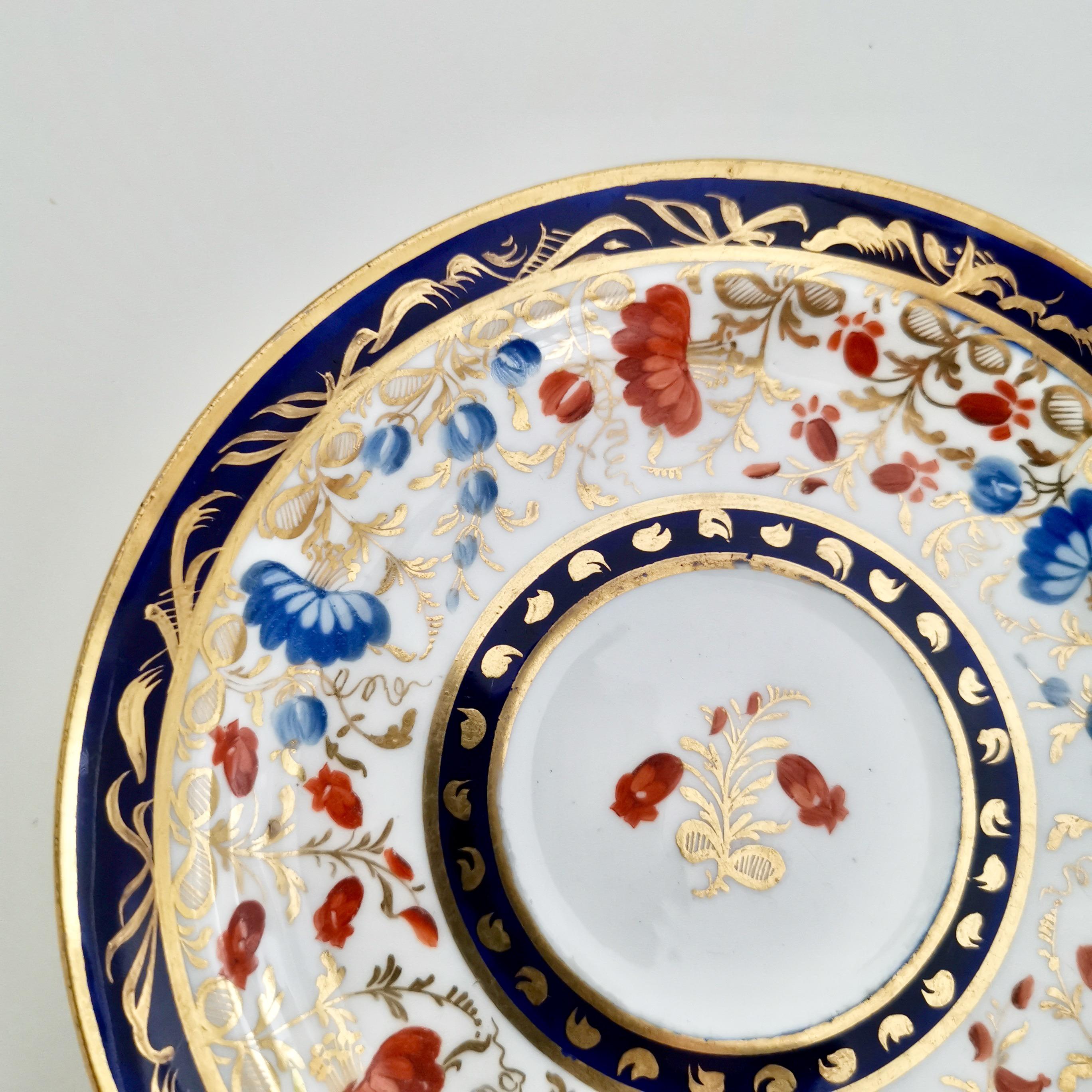 Coalport Porcelain Teacup Trio, White and Floral, Empire Shape, Regency ca 1815 4