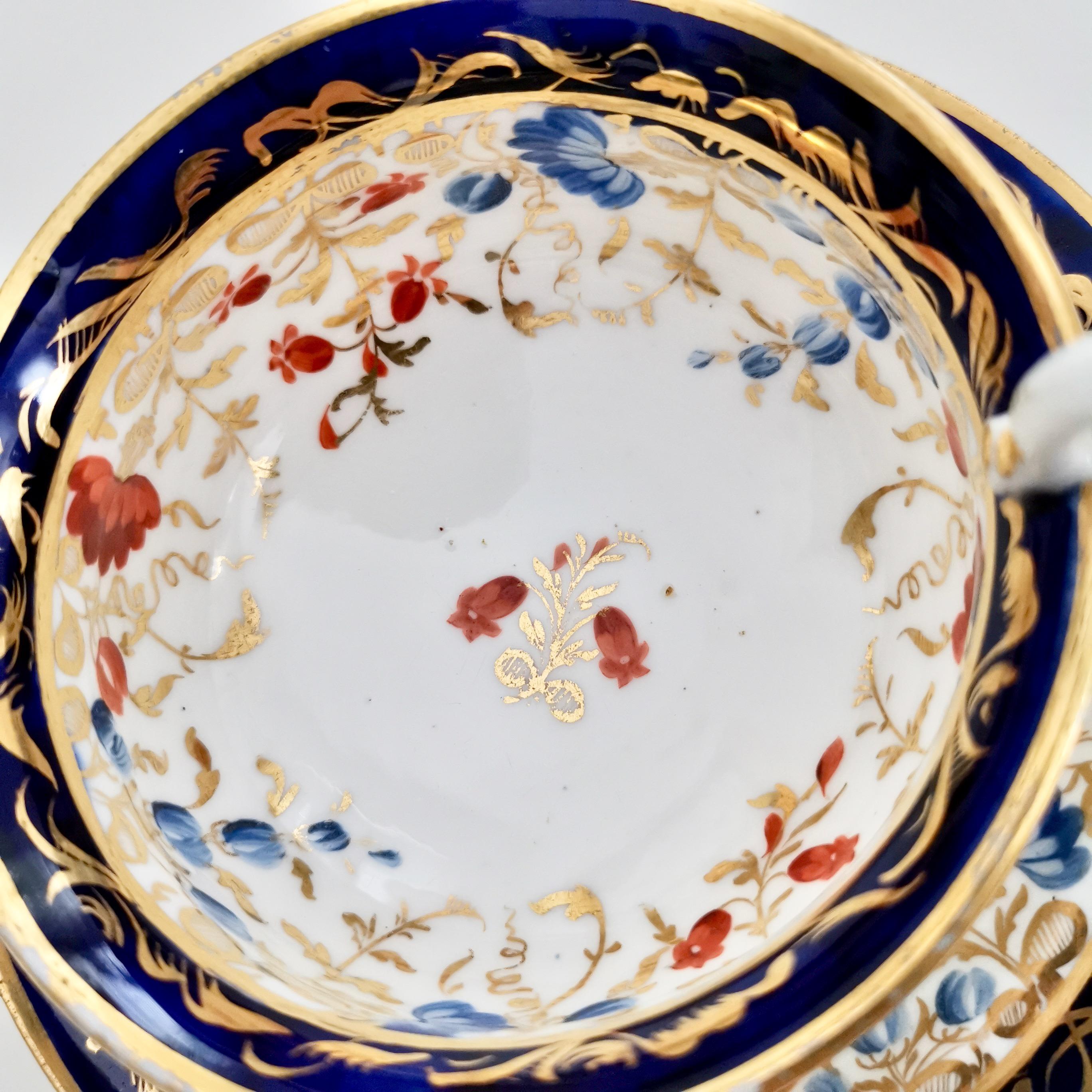 Coalport Porcelain Teacup Trio, White and Floral, Empire Shape, Regency ca 1815 8
