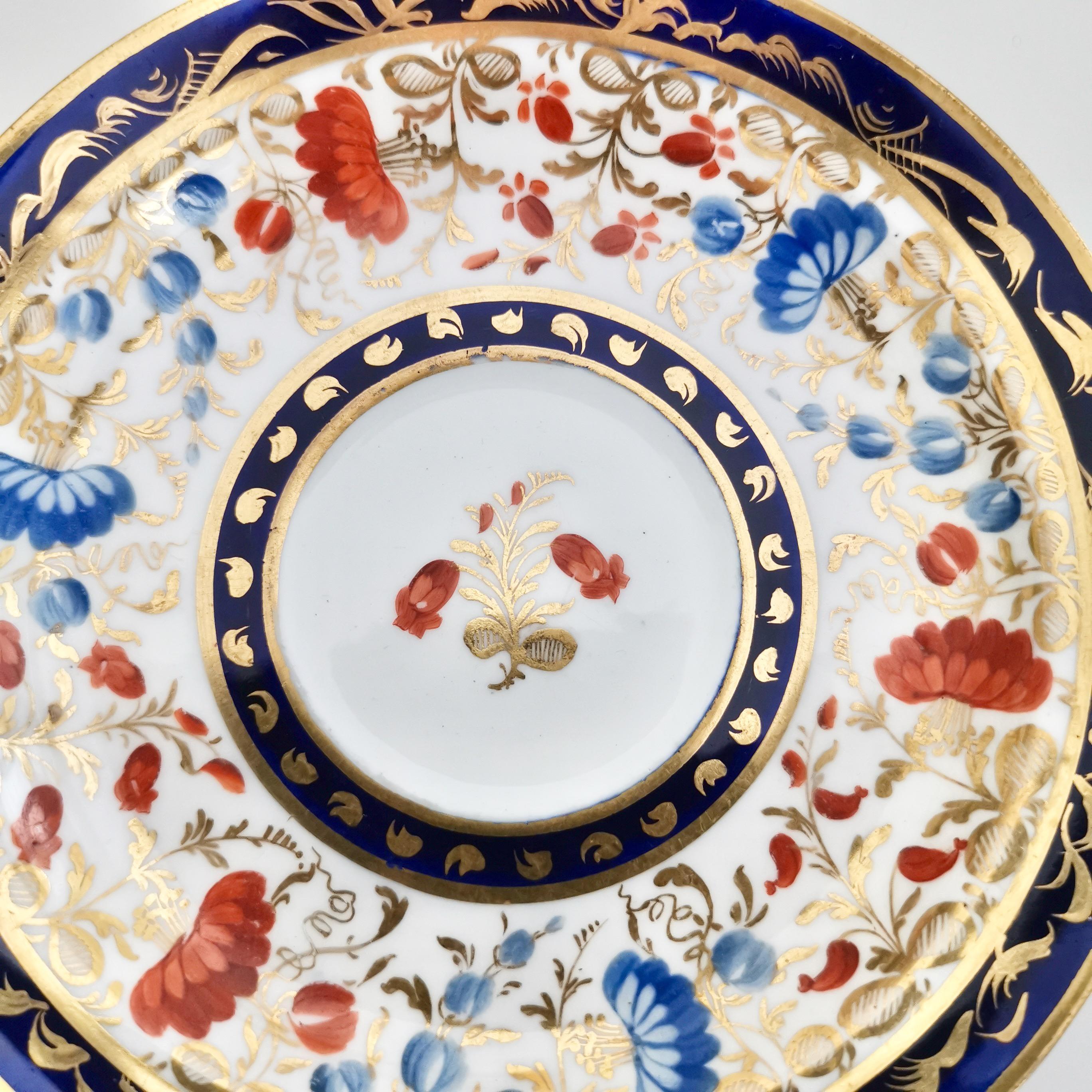 Coalport Porcelain Teacup Trio, White and Floral, Empire Shape, Regency ca 1815 9