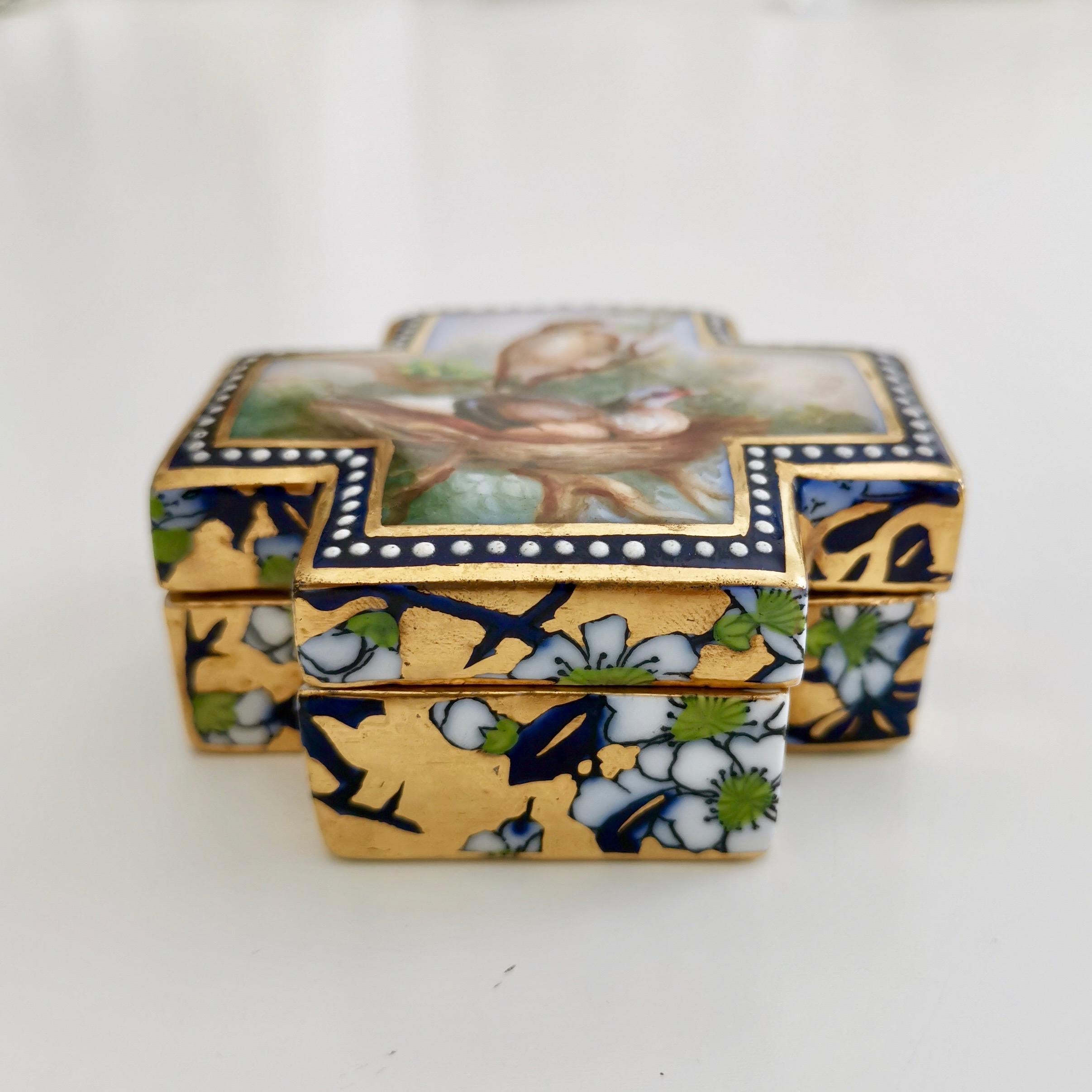 Hand-Painted Coalport Porcelain Trinket Box, Japonism, Birds by John Randall, 1865-1870
