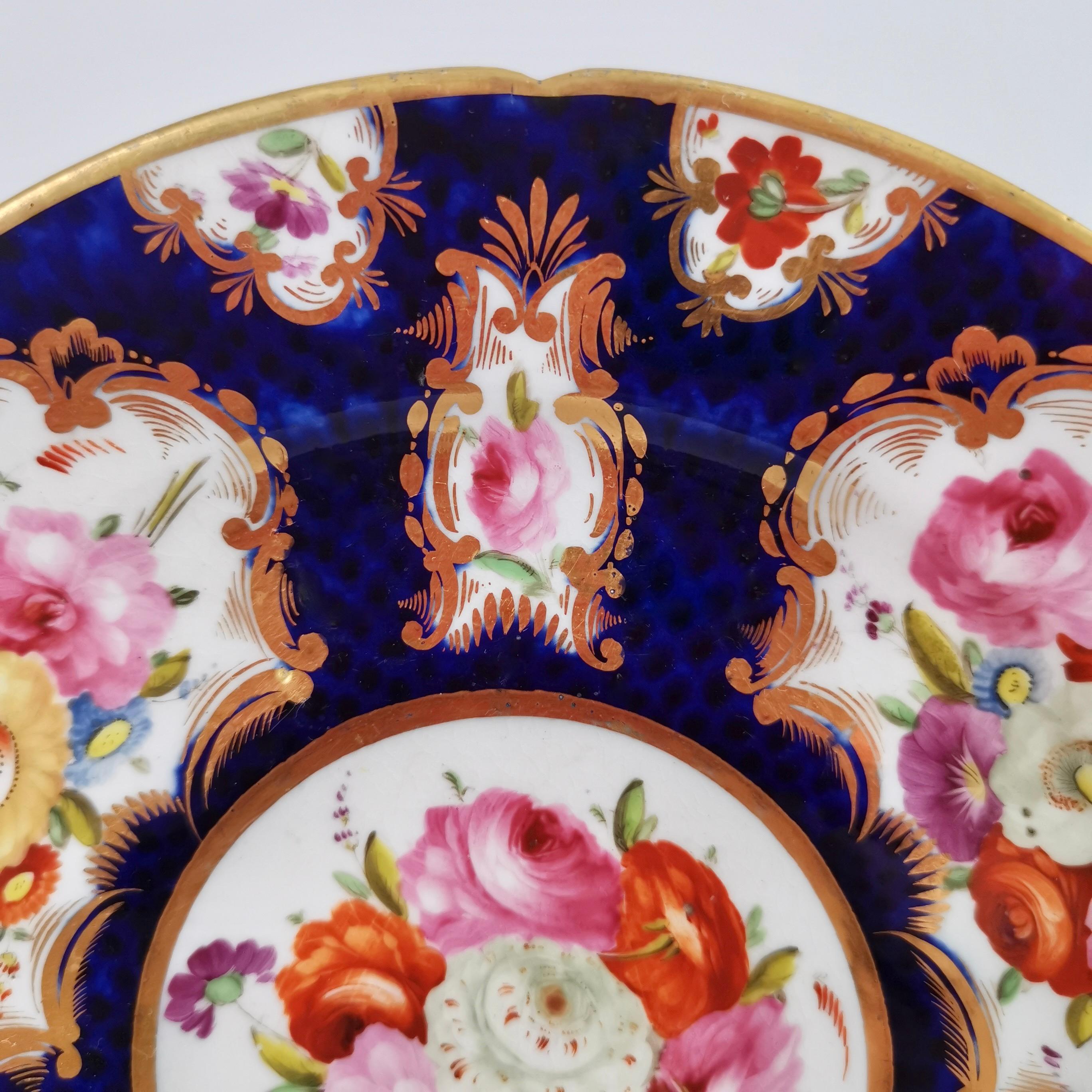Coalport Small Porcelain Plate, Cobalt Blue, Gilt and Flowers, Regency 1810-1815 In Good Condition In London, GB