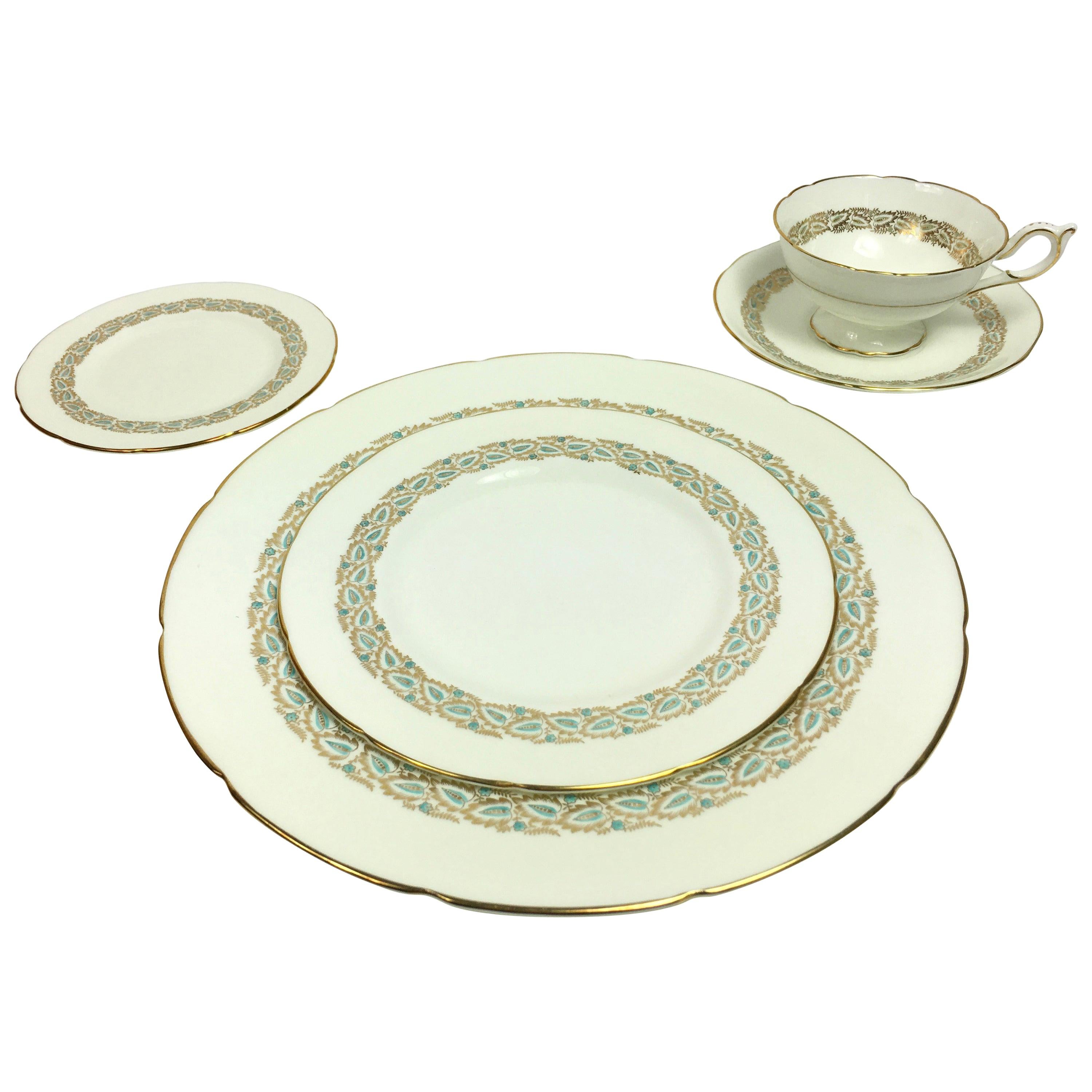 Coalport Starburst Aqua and Gold 5-Piece Place Service for 11 China Service For Sale