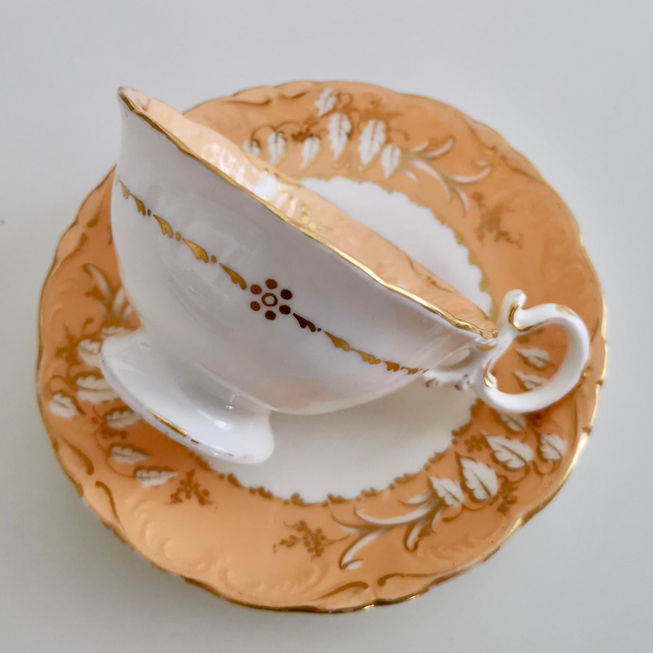 Coalport Teacup, Adelaide Shape, Peach-Colored with Roses, circa 1839 In Good Condition In London, GB