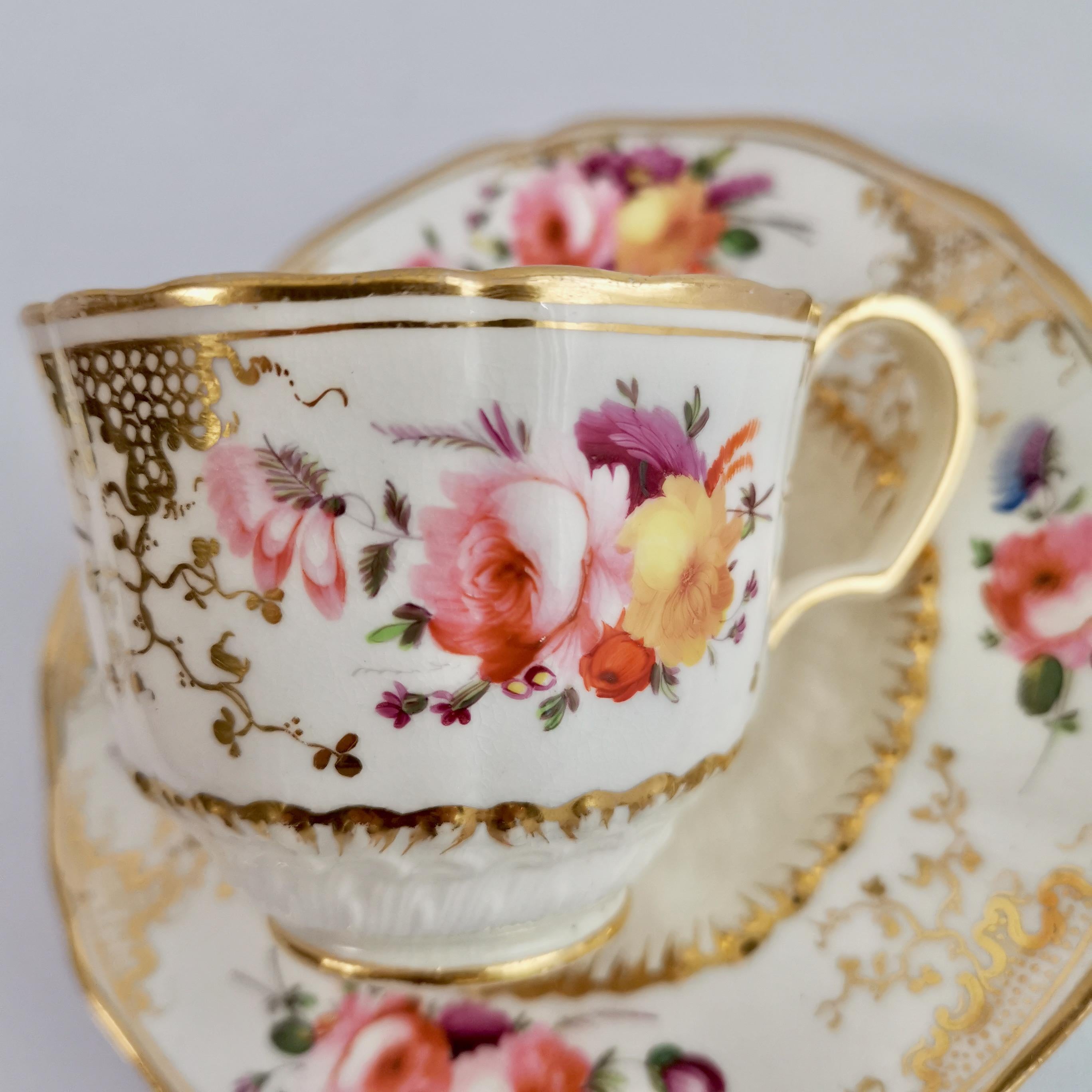 Coalport Teacup Trio, Floral, Hockeystick Shape Patt.966, Regency, circa 1820 4