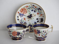Coalport Trio Porcelain Hand Painted Gilded Bold Imari Pattern, circa 1815