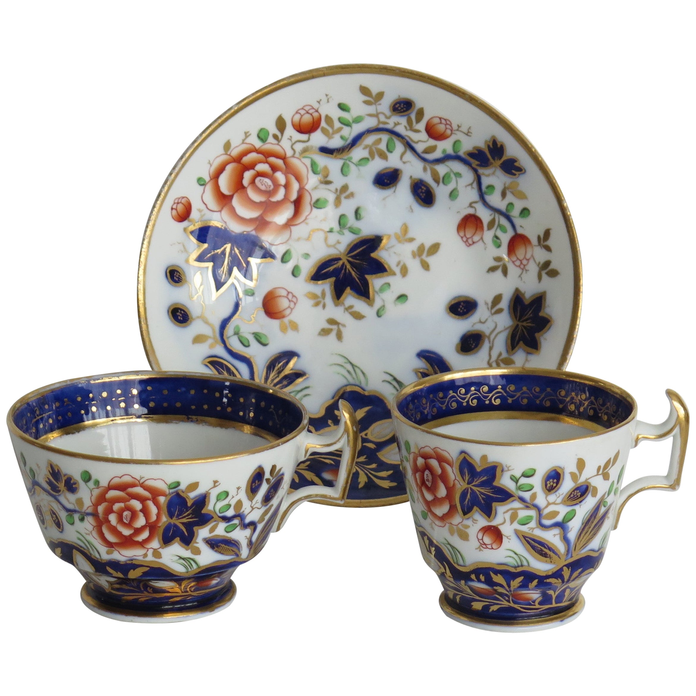 Coalport Trio Porcelain Hand Painted Gilded Bold Imari Pattern, circa 1815