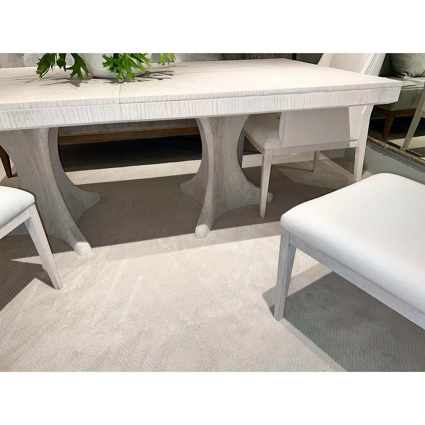 XXIe siècle et contemporain Table à manger à rallonge Coastal Breeze en vente