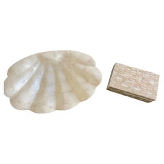 Cuenco festoneado de conchas capiz y caja del tesoro costeros