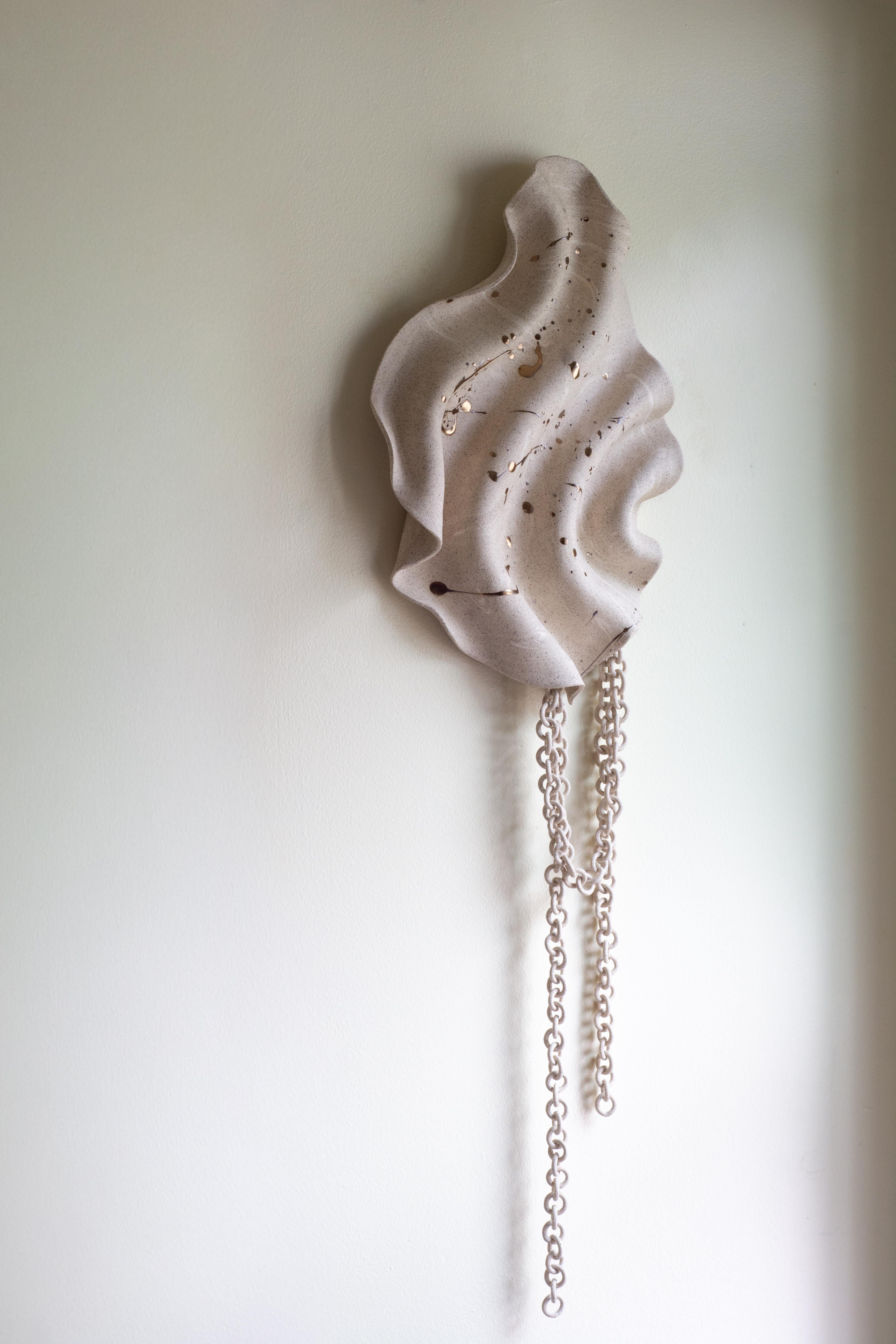 Scultura da parete a catena in ceramica costiera In condizioni Nuovo in vendita a Attleboro, MA