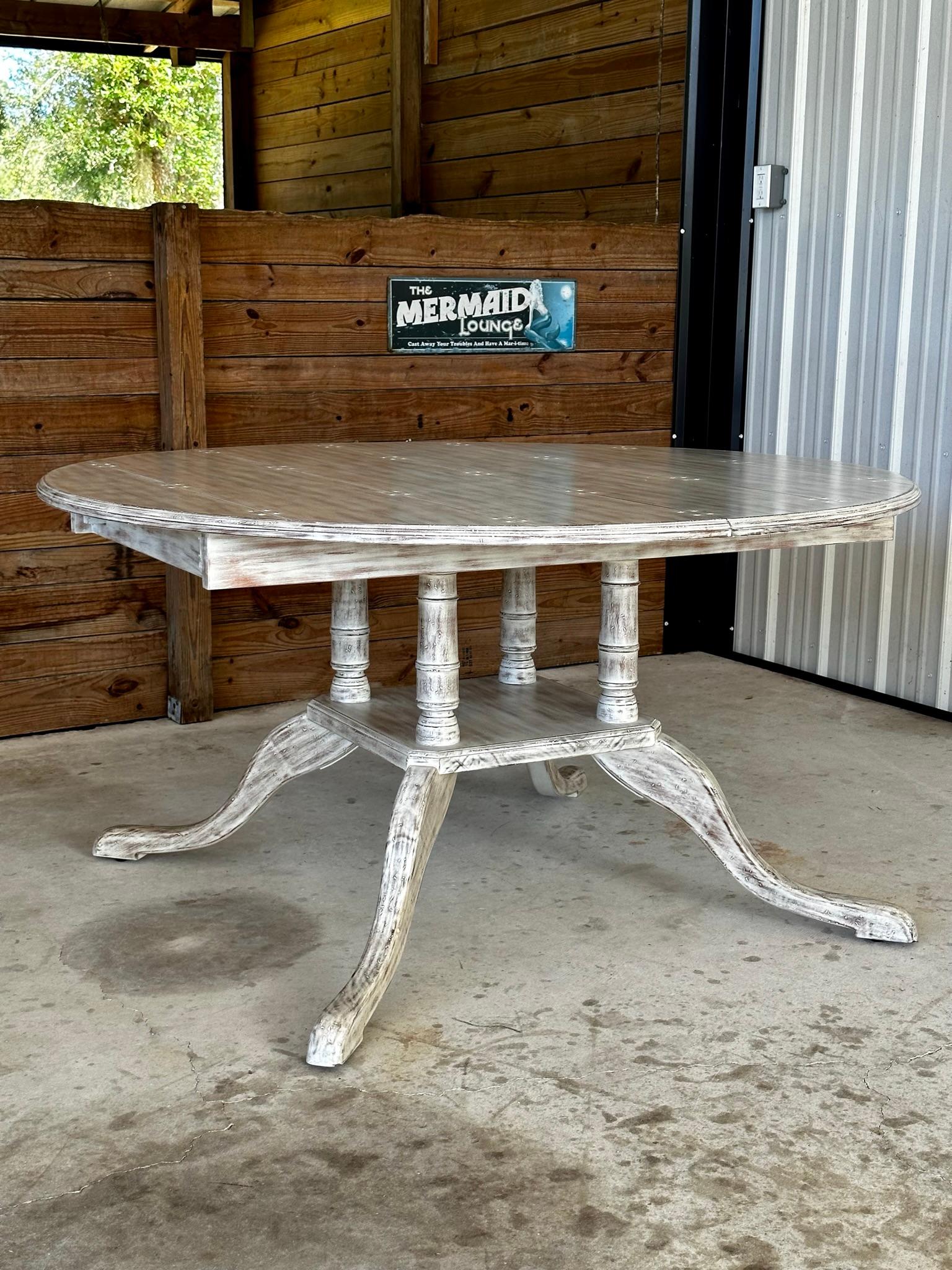 Metalwork Coastal Distressed Extendable Pedestal Splayed Leg Dining Table For Sale