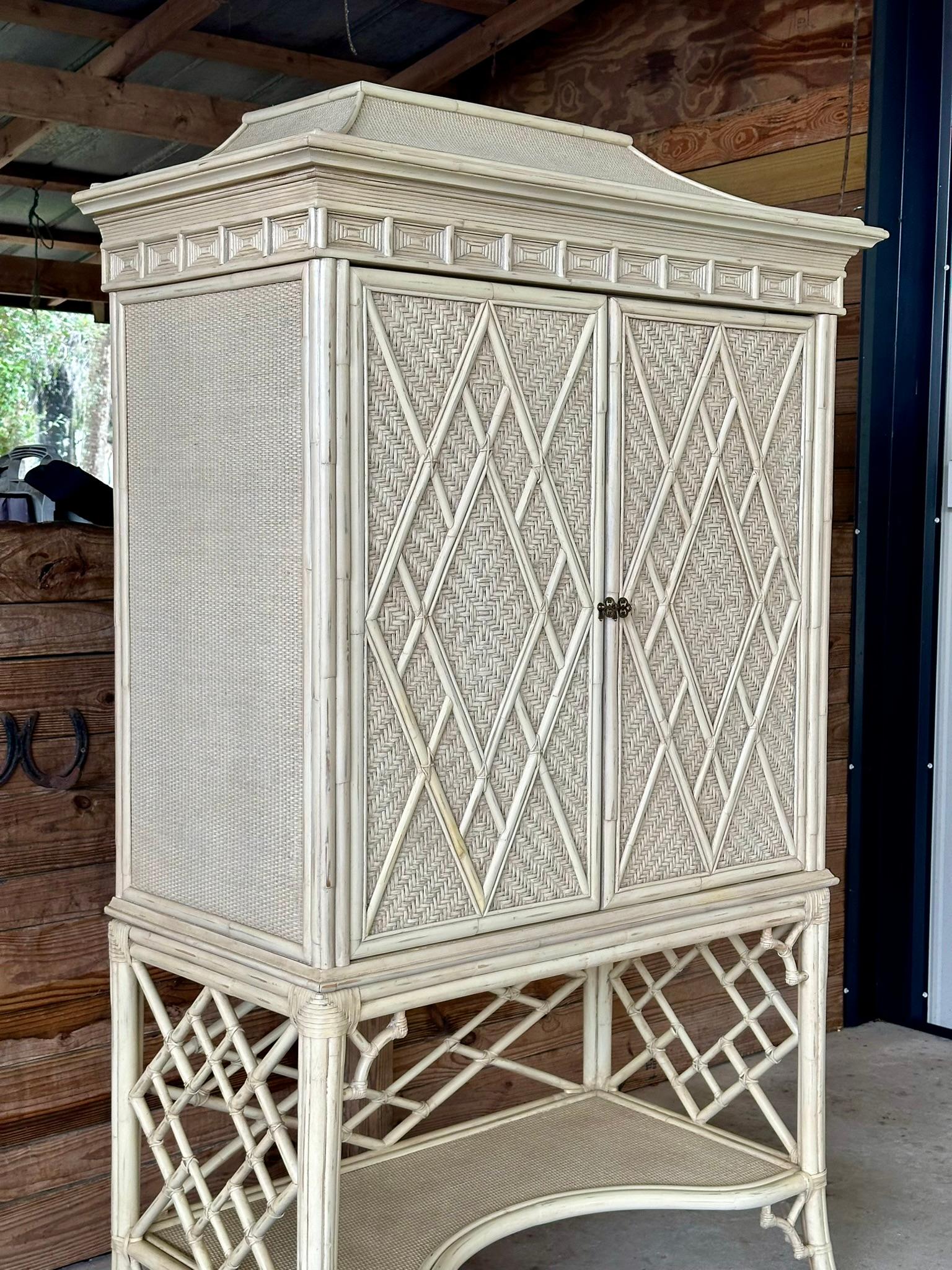 Coastal Distressed Woven Rattan Pagoda Fretwork Chippendale Style Cabinet 3