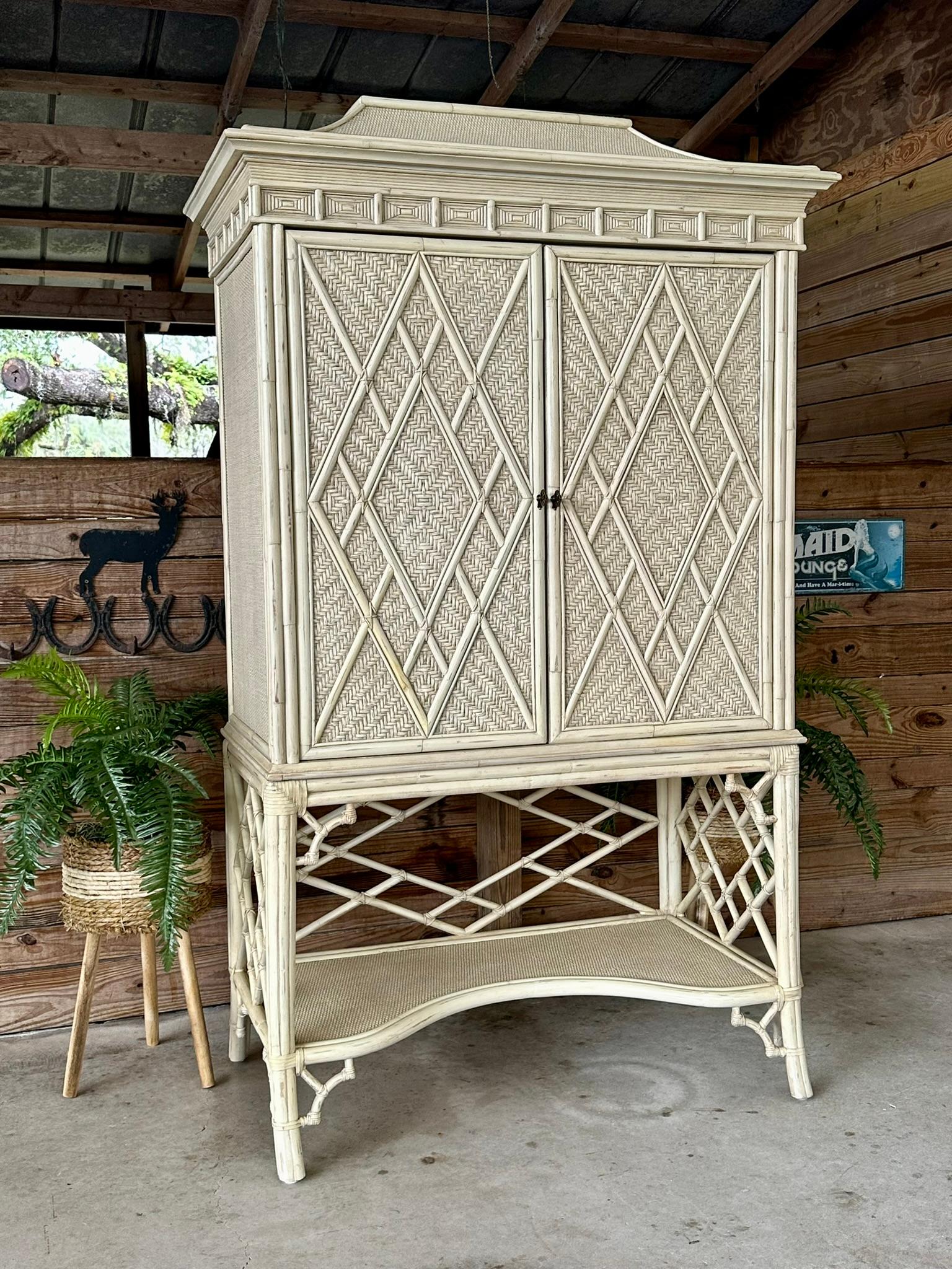 Coastal Distressed Woven Rattan Pagoda Fretwork Chippendale Style Cabinet 7