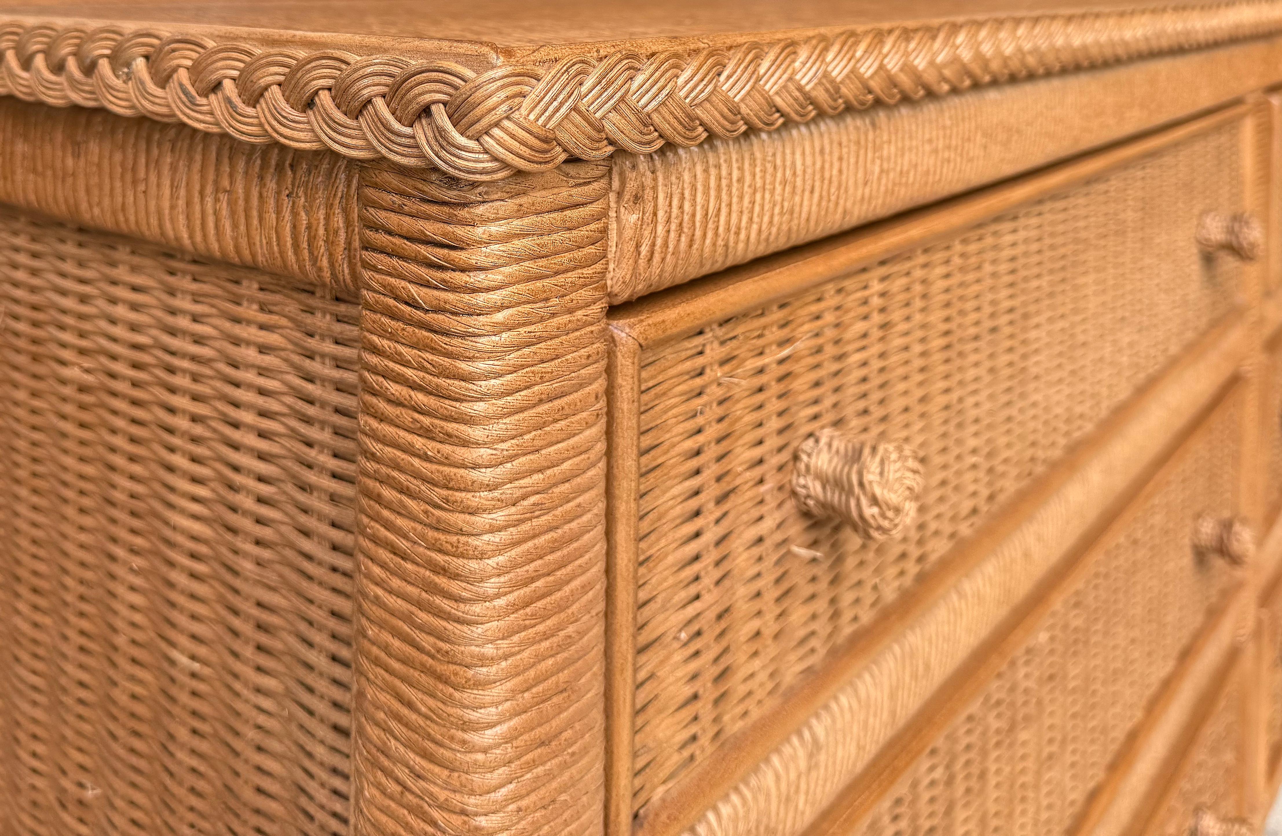 Commode à 6 tiroirs en osier tressé A Link pour Lexington HENRY en vente 1