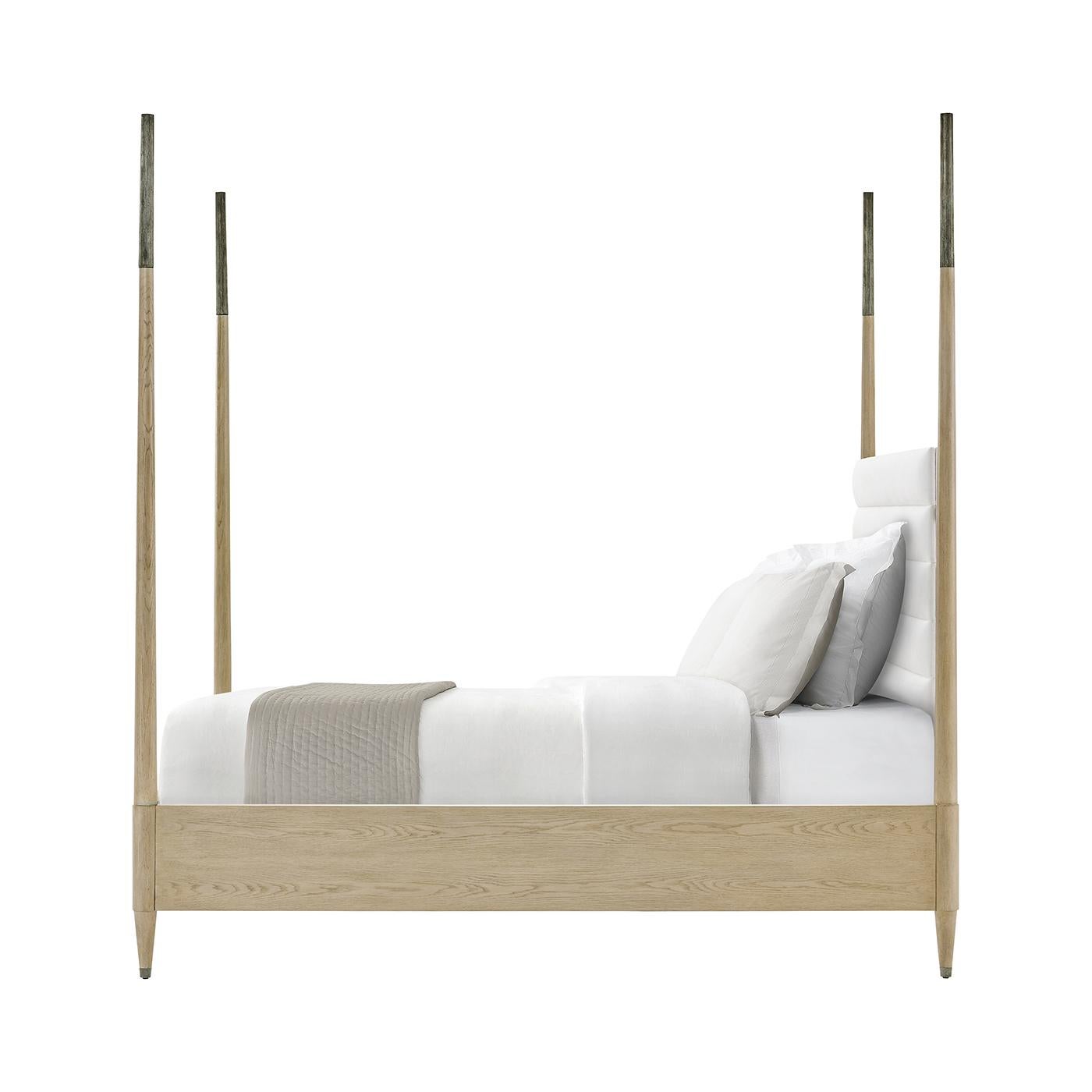Lit King en Oak Oak Coastal Mid-Century Modern à quatre places en vente 1