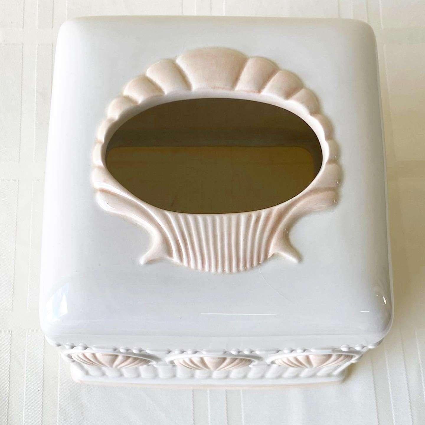 Muschel-Keramik-Badbehälter-Set von JC Penny im Zustand „Gut“ im Angebot in Delray Beach, FL