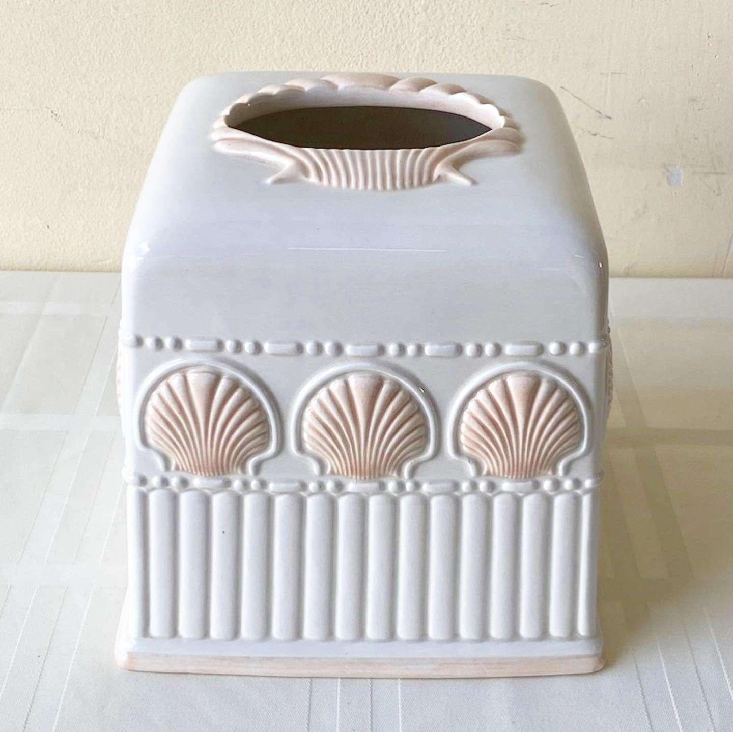 Coastal Pink Shell Ceramic Bathroom Container Set by JC Penny In Good Condition For Sale In Delray Beach, FL
