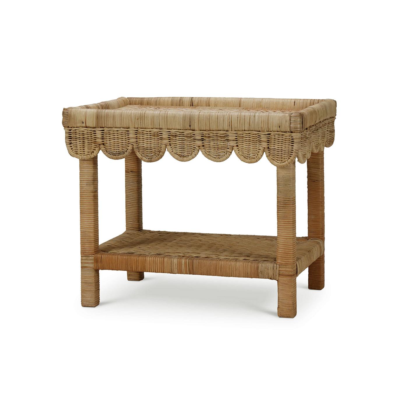 Rotin Table d'appoint côtière en rotin festonnée en vente