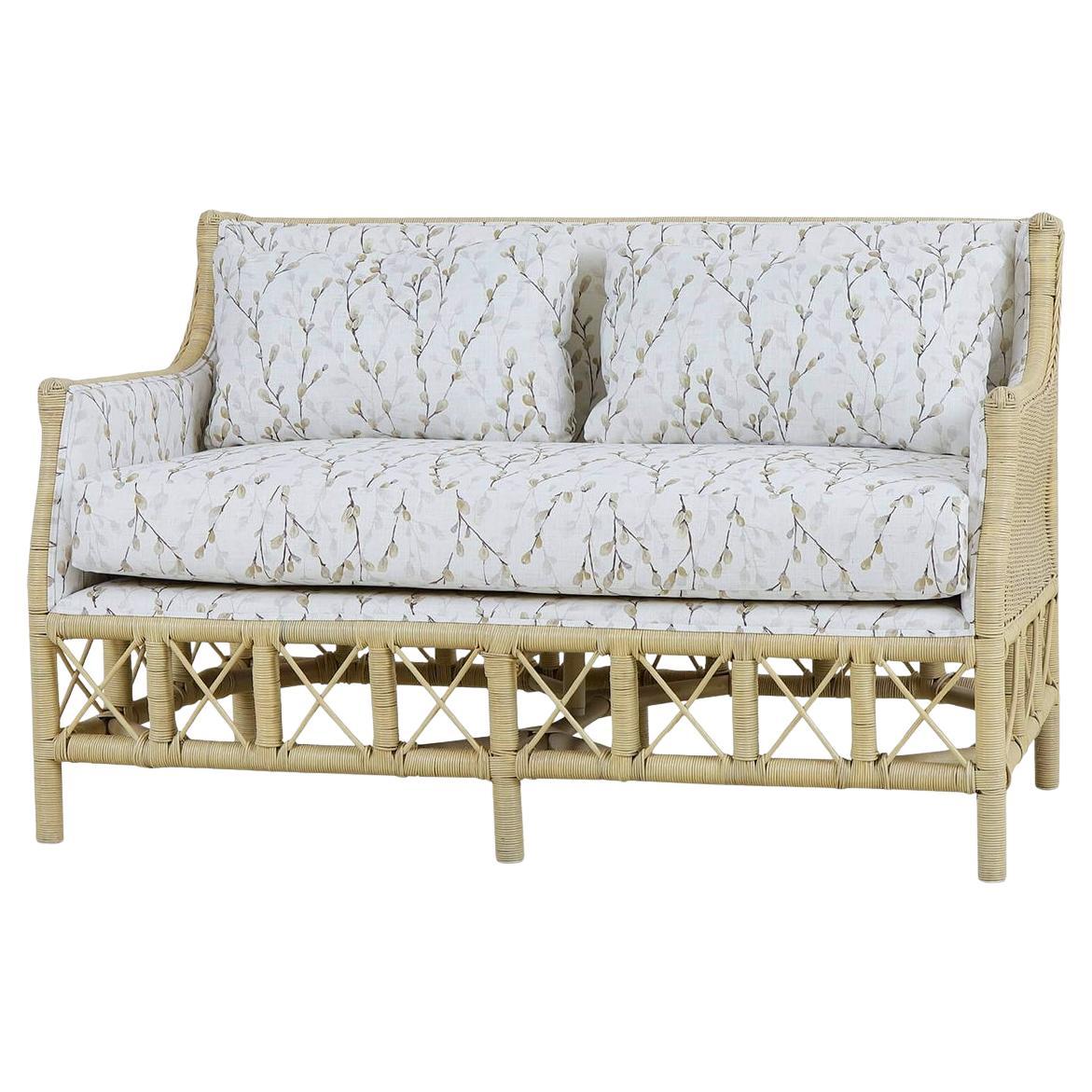 Divano in rattan costiero con rivestimento botanico in vendita