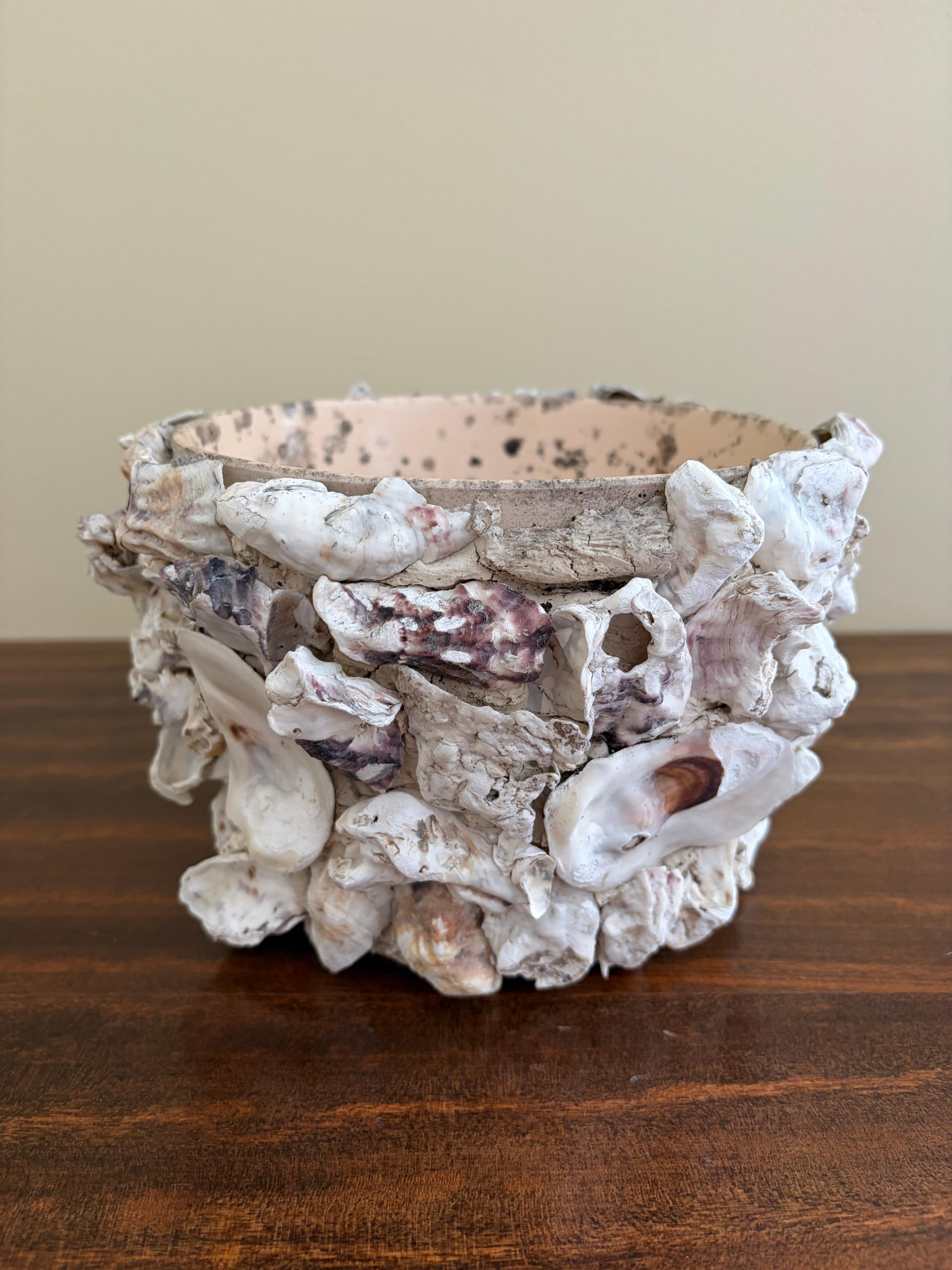 Coquillage Coastal Sea Shell Planter or Cachepot en vente