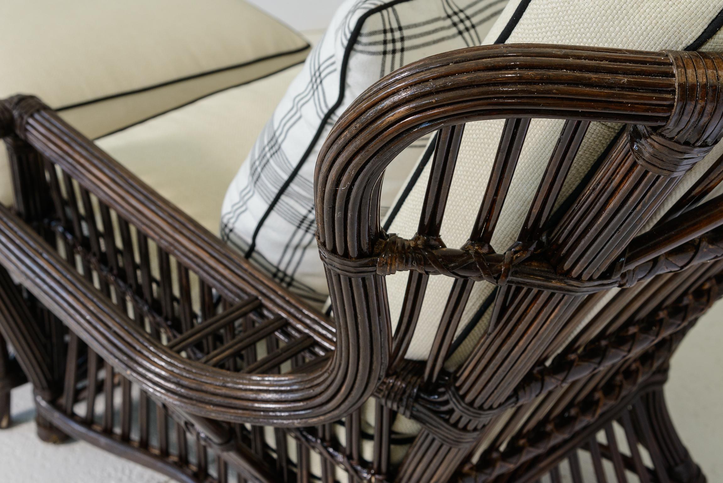 Coastal Stick Rattan Ohrensessel & Ottoman Set  von Bielecky Brothers, C. 1970er Jahre im Angebot 2