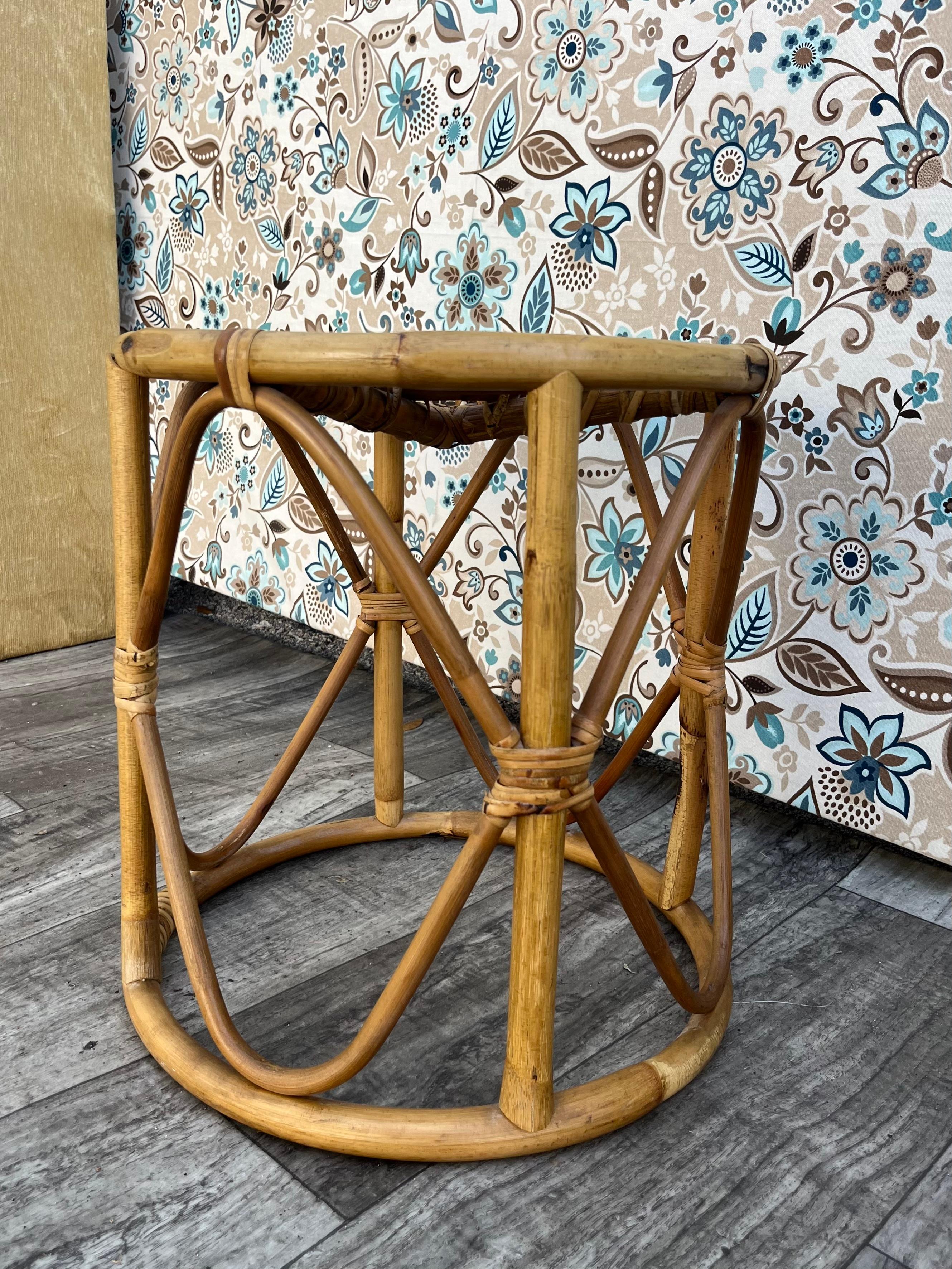 Bohemian Coastal Style Bamboo and Rattan Round Side Table / Plant Stand. Circa 1970s  For Sale