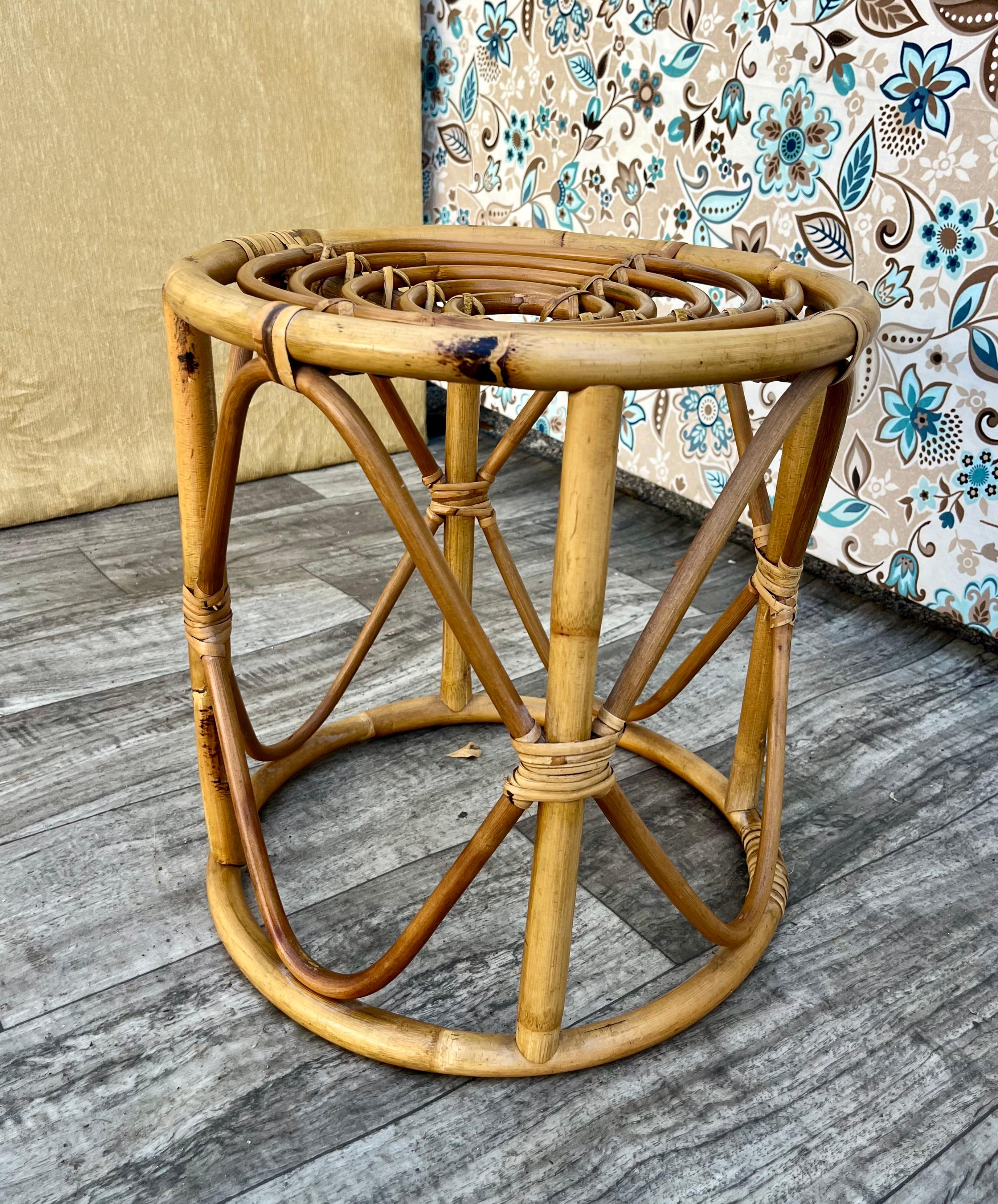 Unknown Coastal Style Bamboo and Rattan Round Side Table / Plant Stand. Circa 1970s  For Sale