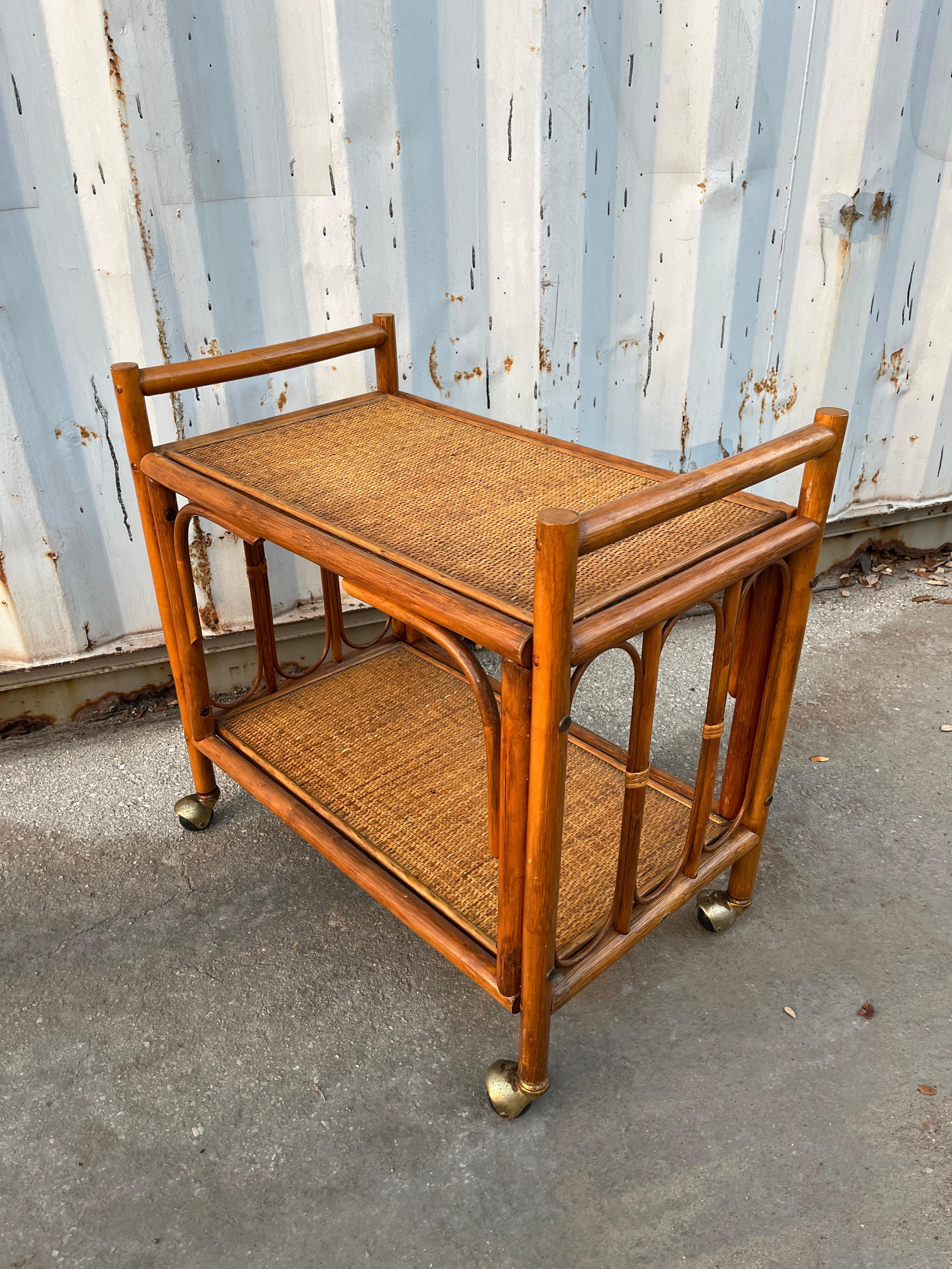 Coastal Style Rattan Dry Bar/ Serving Cart. Circa 1970s For Sale 1