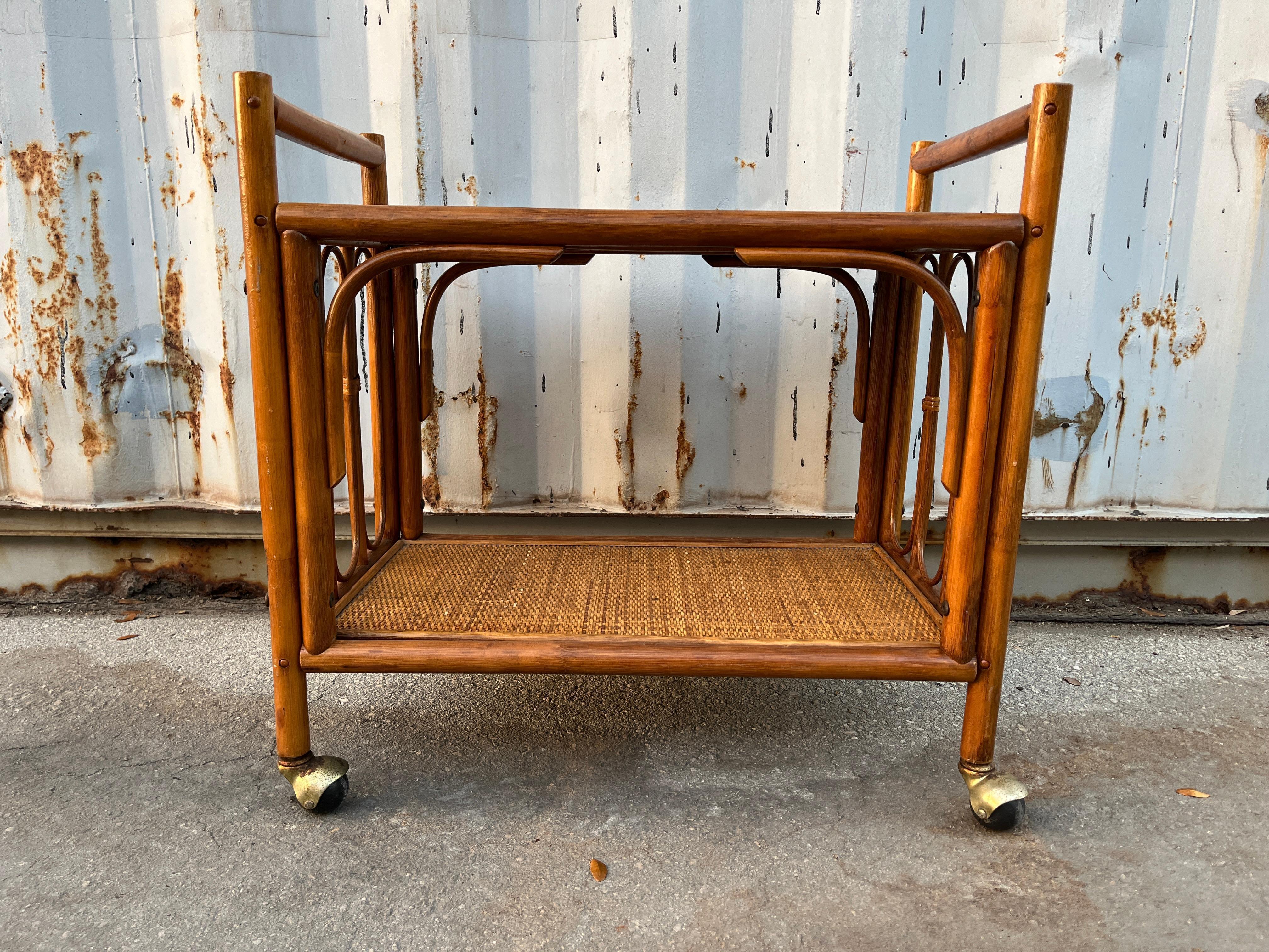 Coastal Style Rattan Dry Bar/ Serving Cart. Circa 1970s For Sale 2