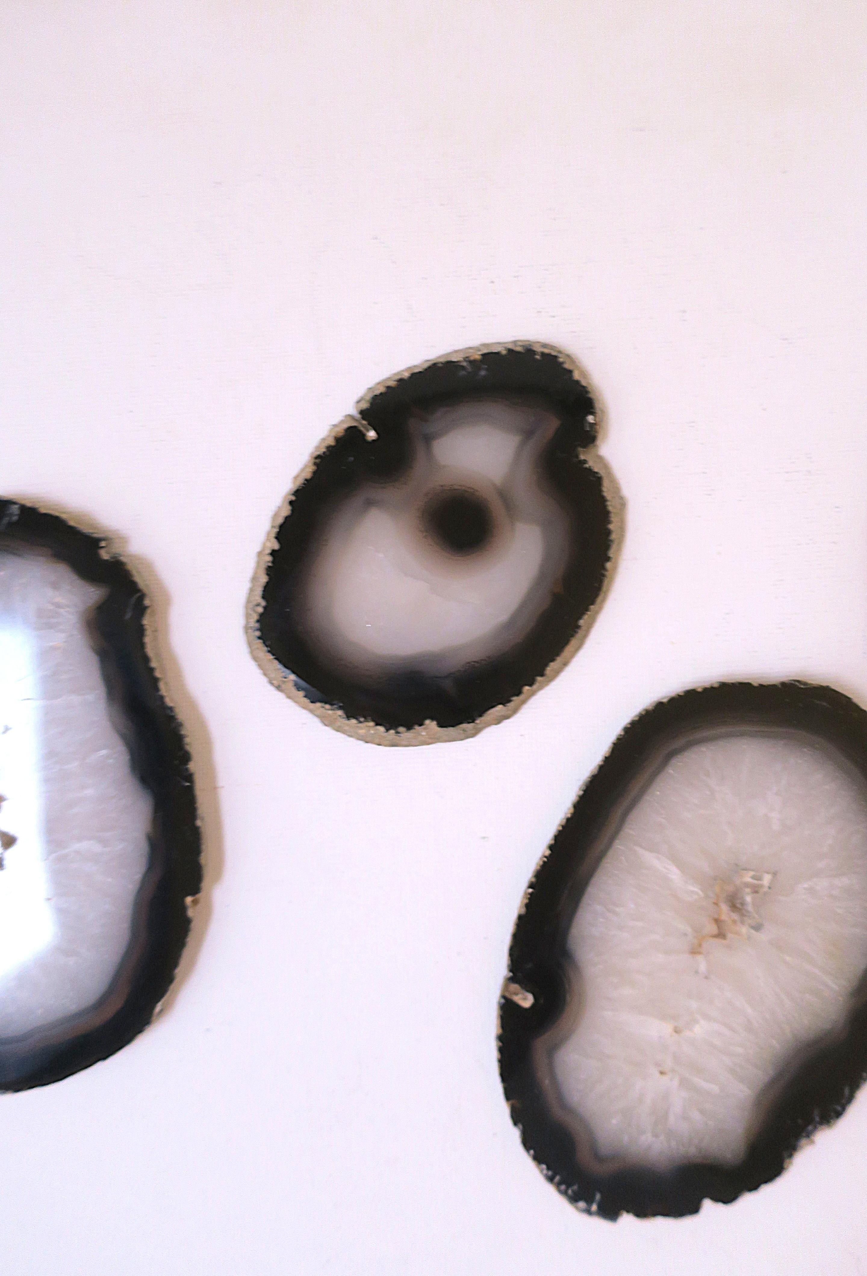 Coasters Black White Agate, Set of 4 In Good Condition For Sale In New York, NY