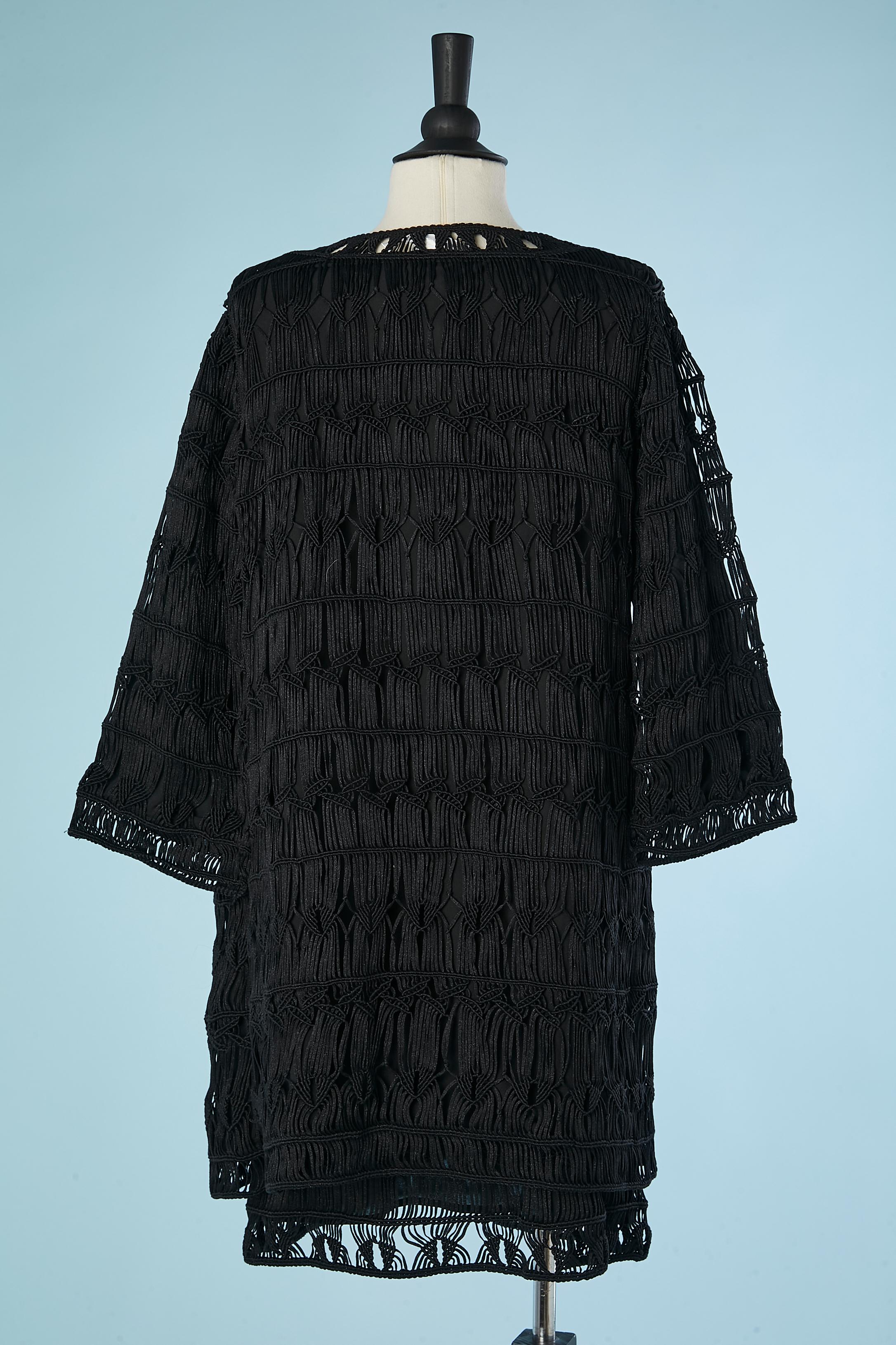 Noir Ensemble manteau et robe en passementerie noire Diane Von Furstenberg en vente